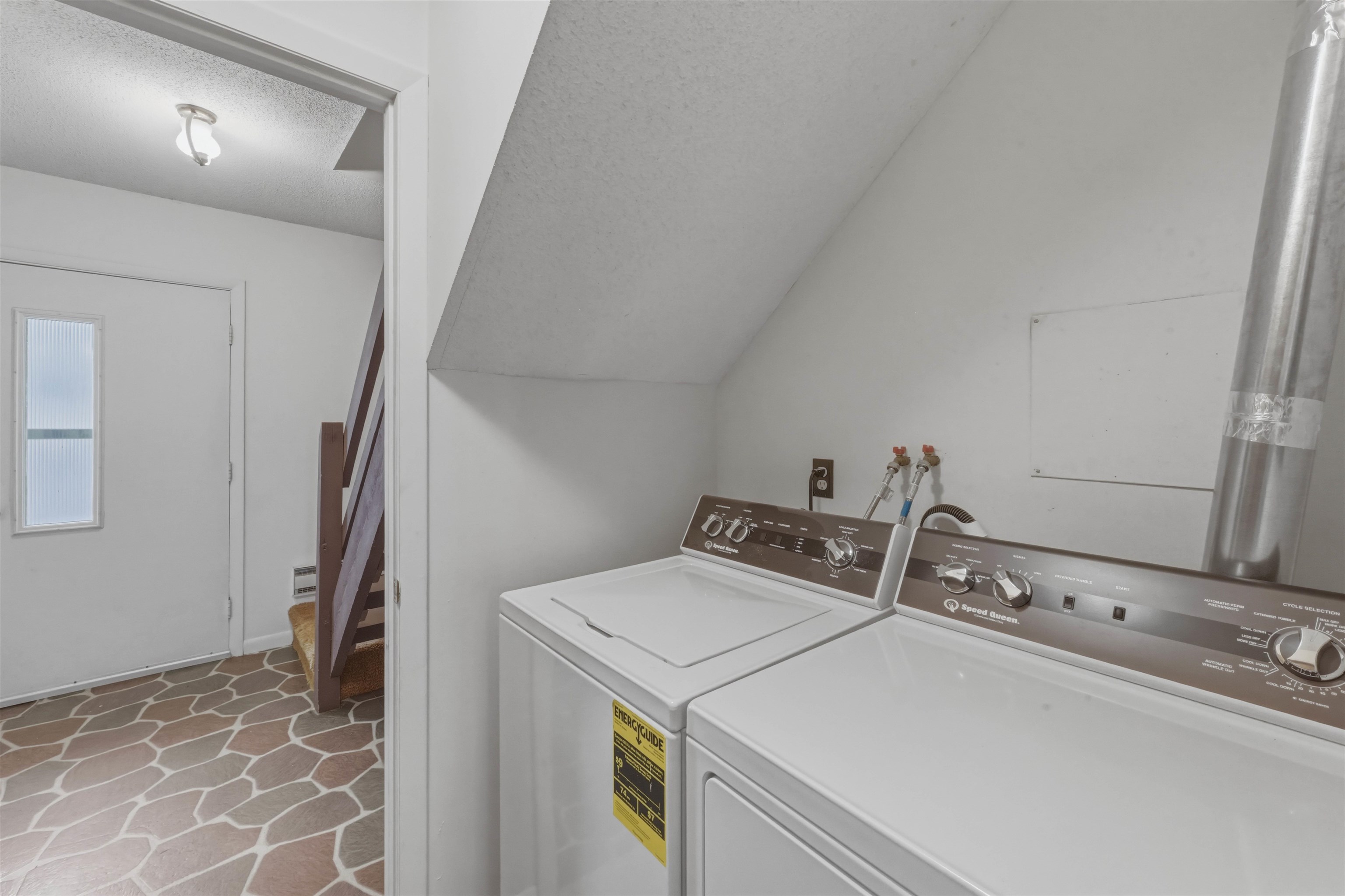 86 Pinecrest Drive Unit: 4E