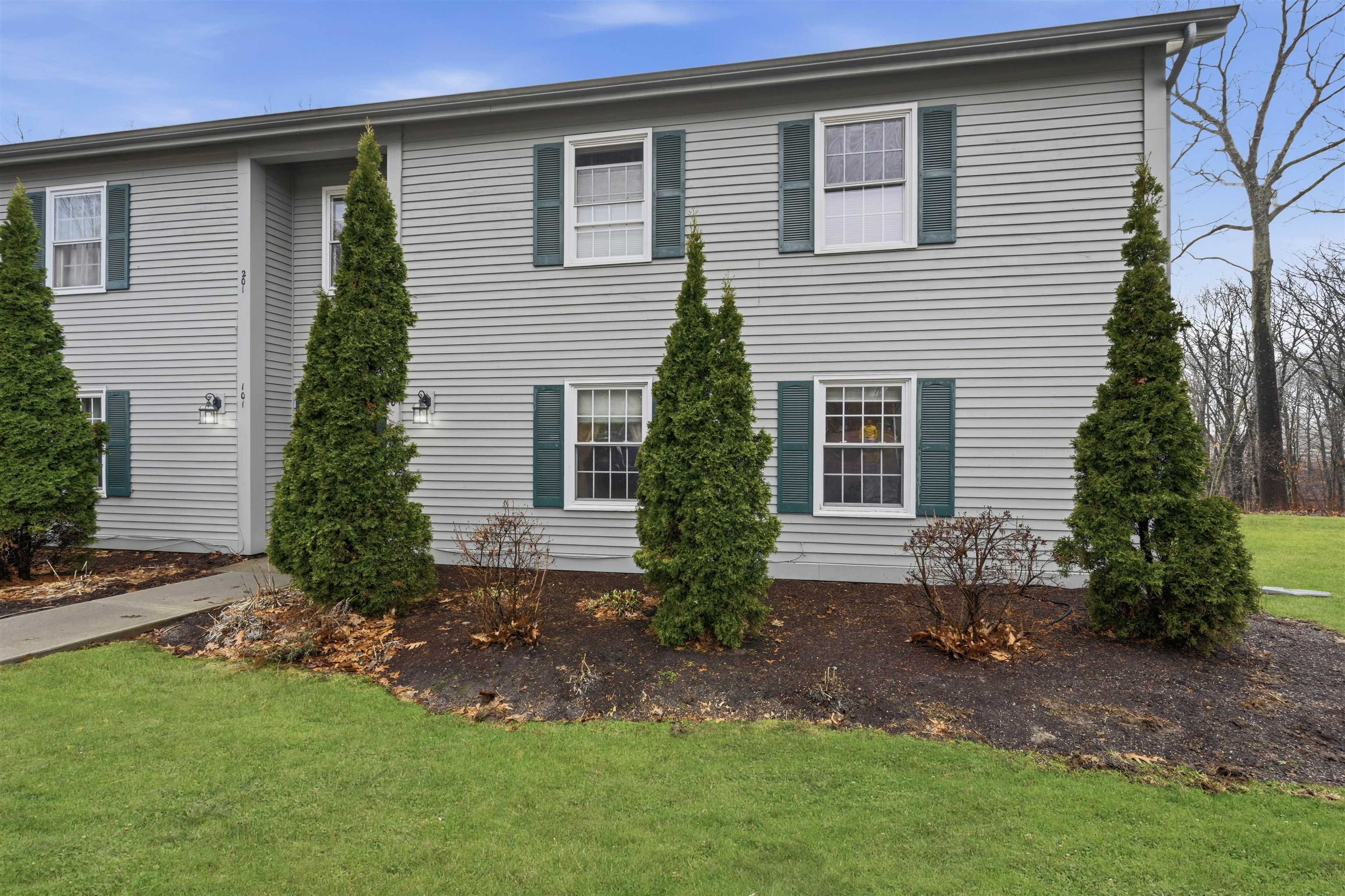 130 Pheasant Woods Unit: 100