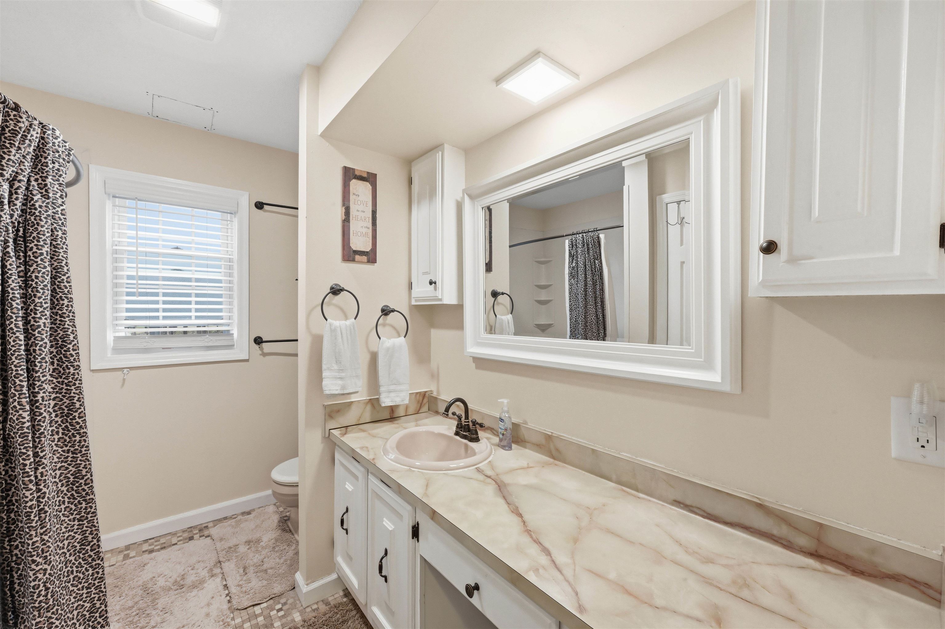 130 Pheasant Woods Unit: 100