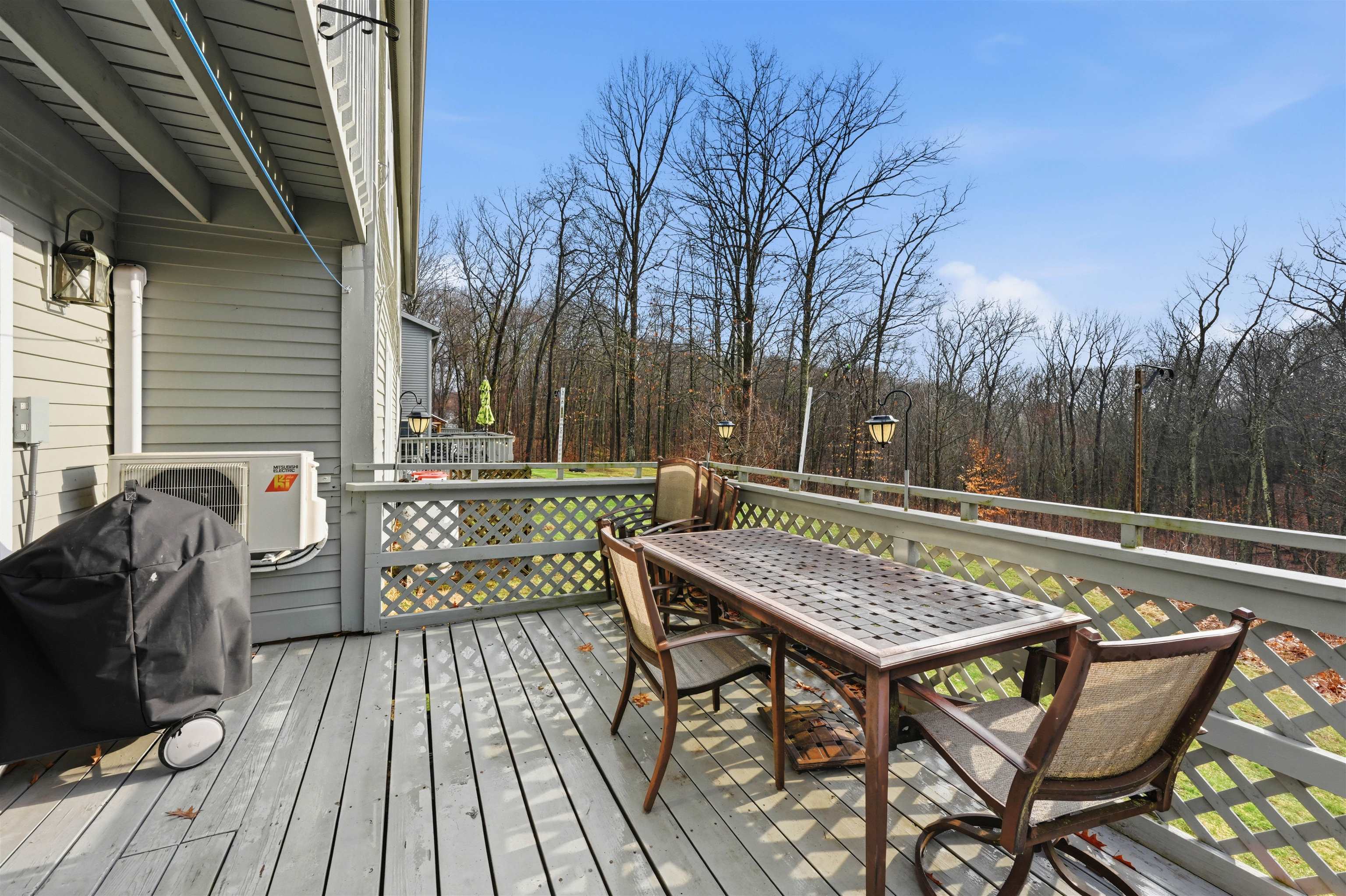 130 Pheasant Woods Unit: 100