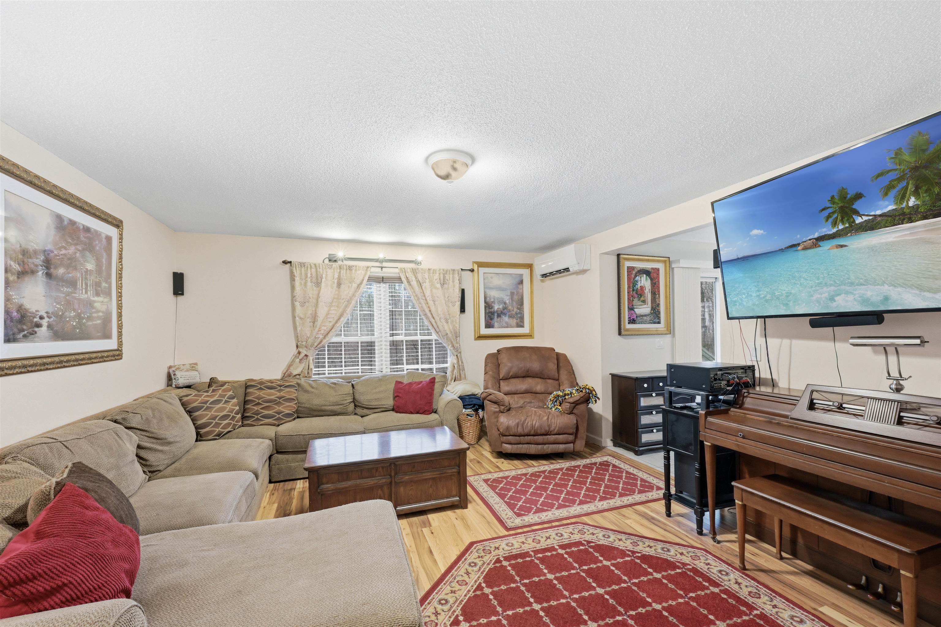 130 Pheasant Woods Unit: 100