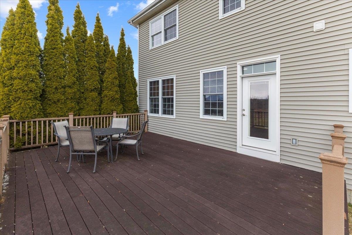 290 Barrett Lane