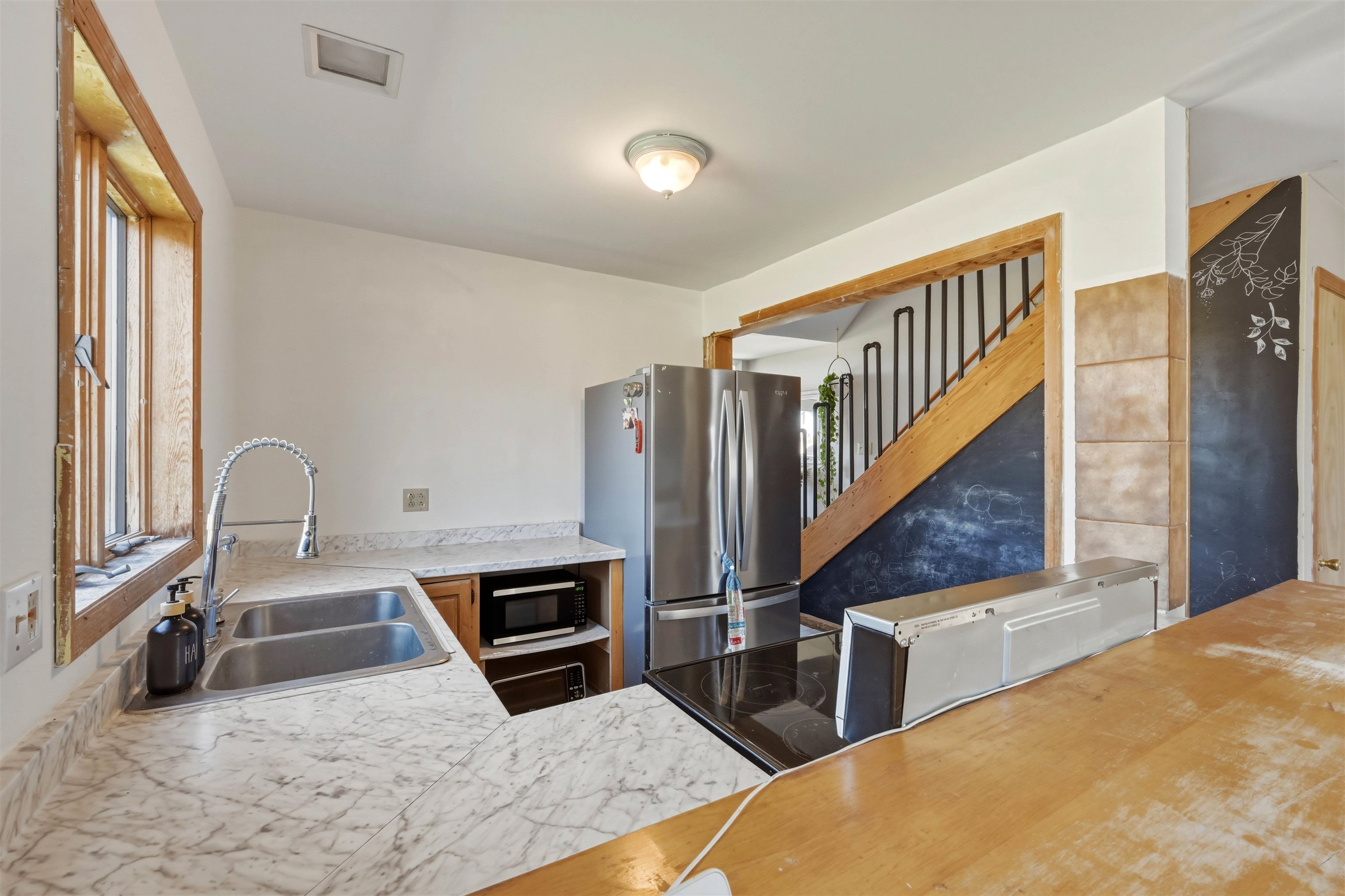 256 Hathaway Point Road