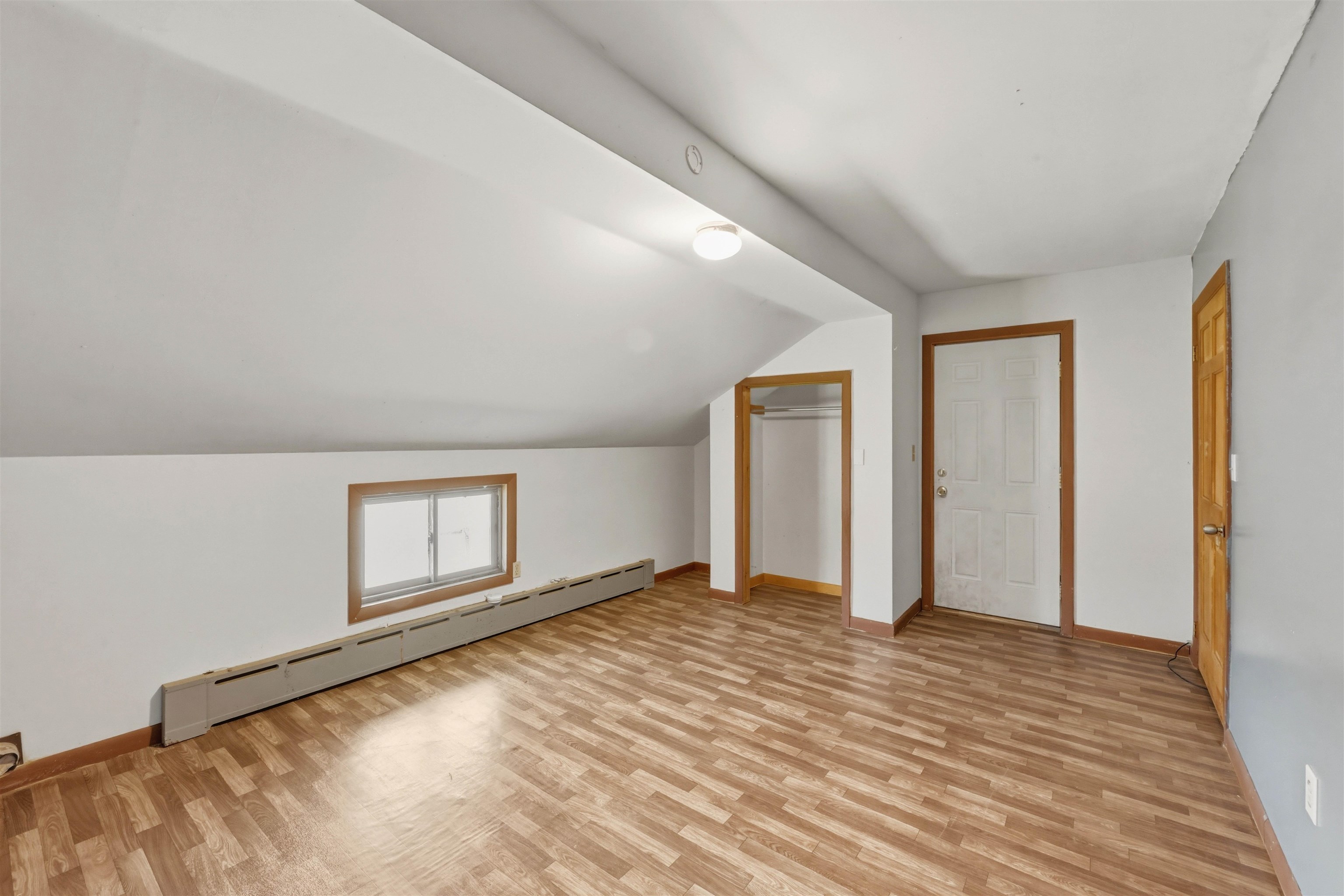 256 Hathaway Point Road
