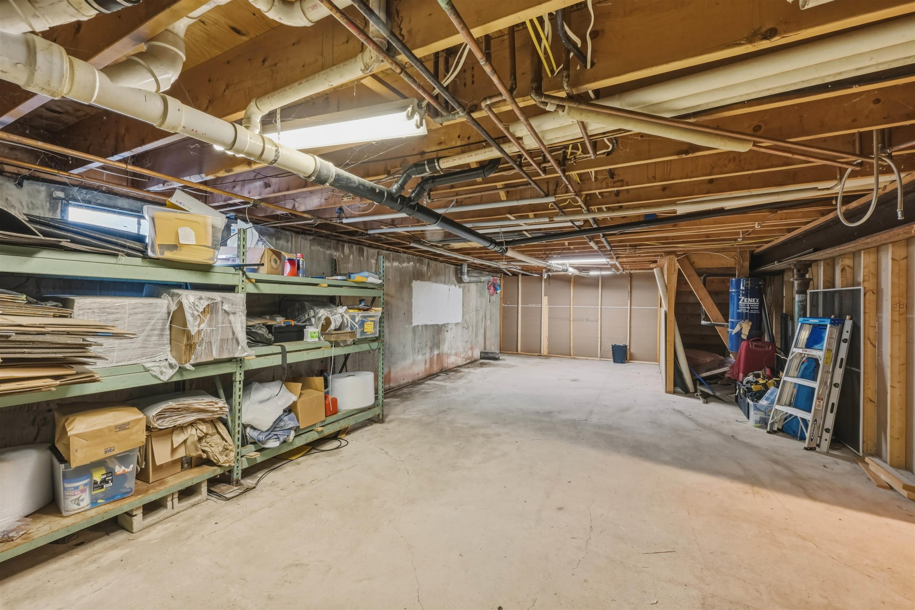 256 Hathaway Point Road