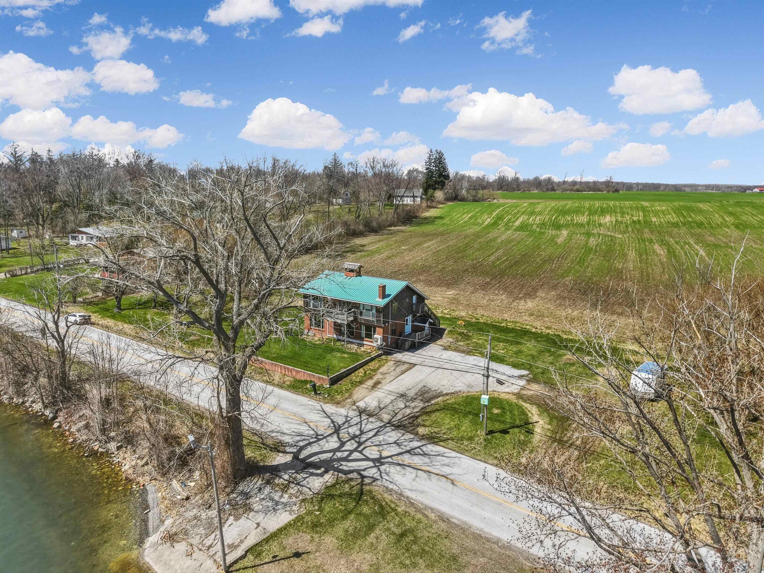 256 Hathaway Point Road