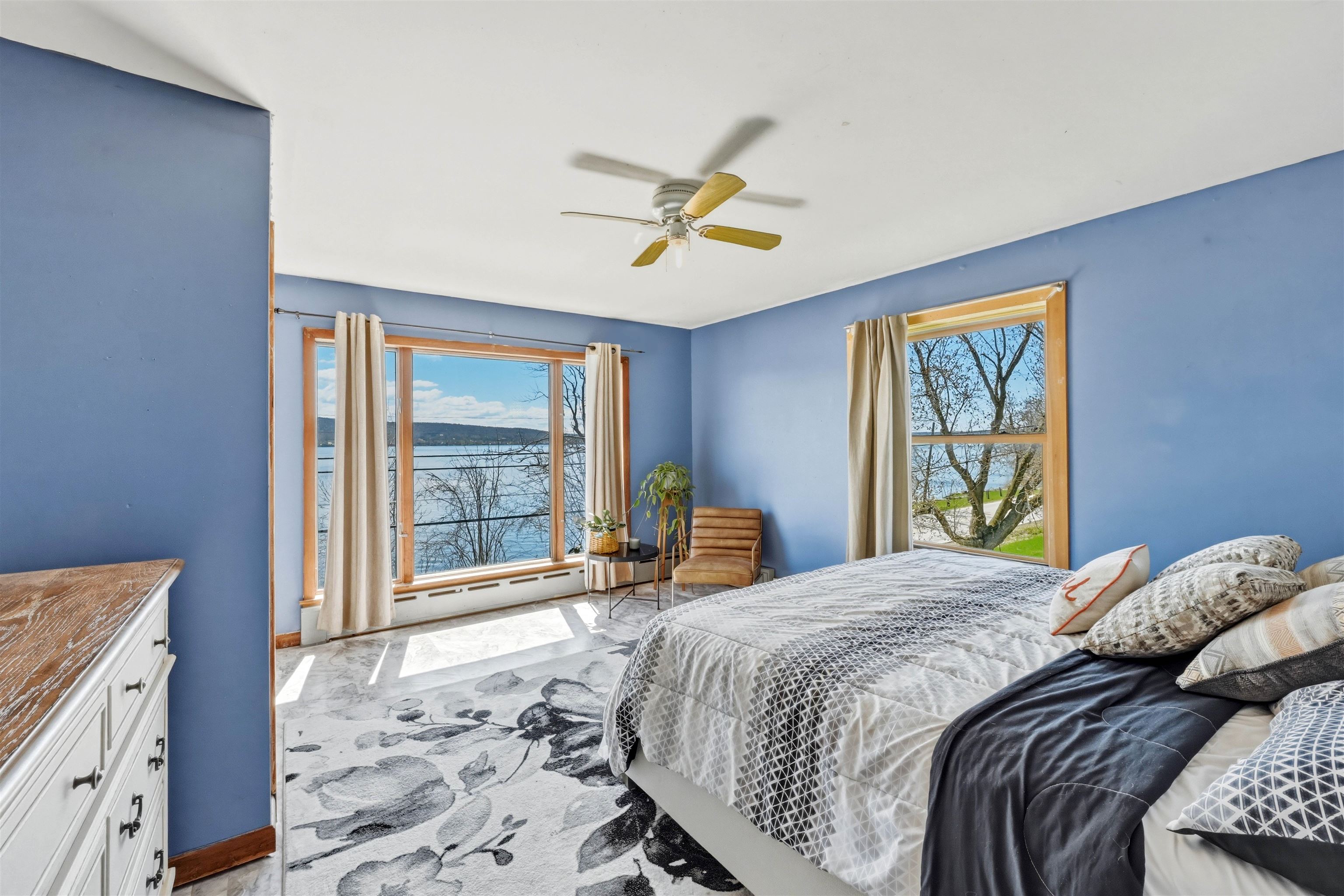 256 Hathaway Point Road