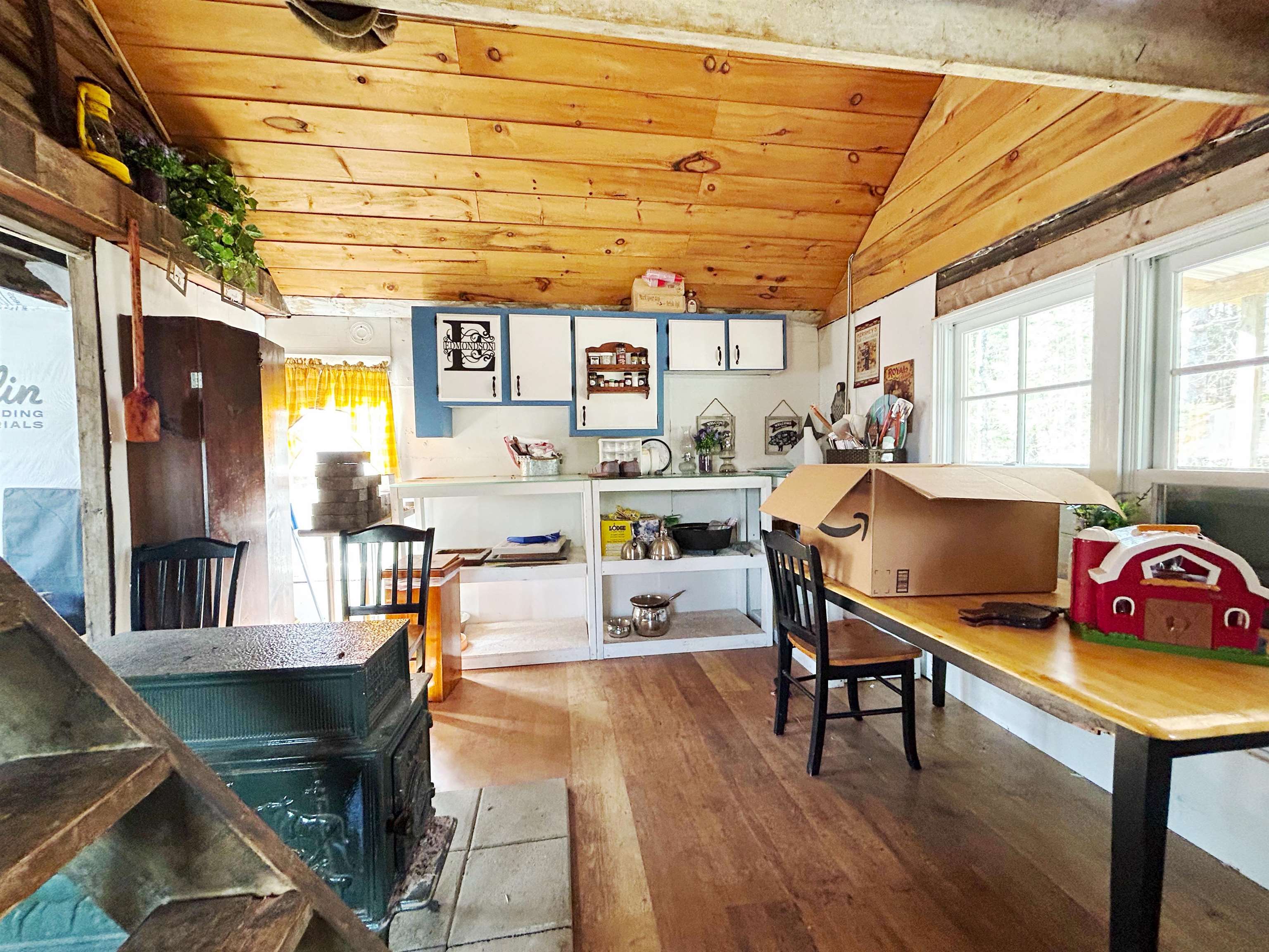 1164 Hallstrom Road
