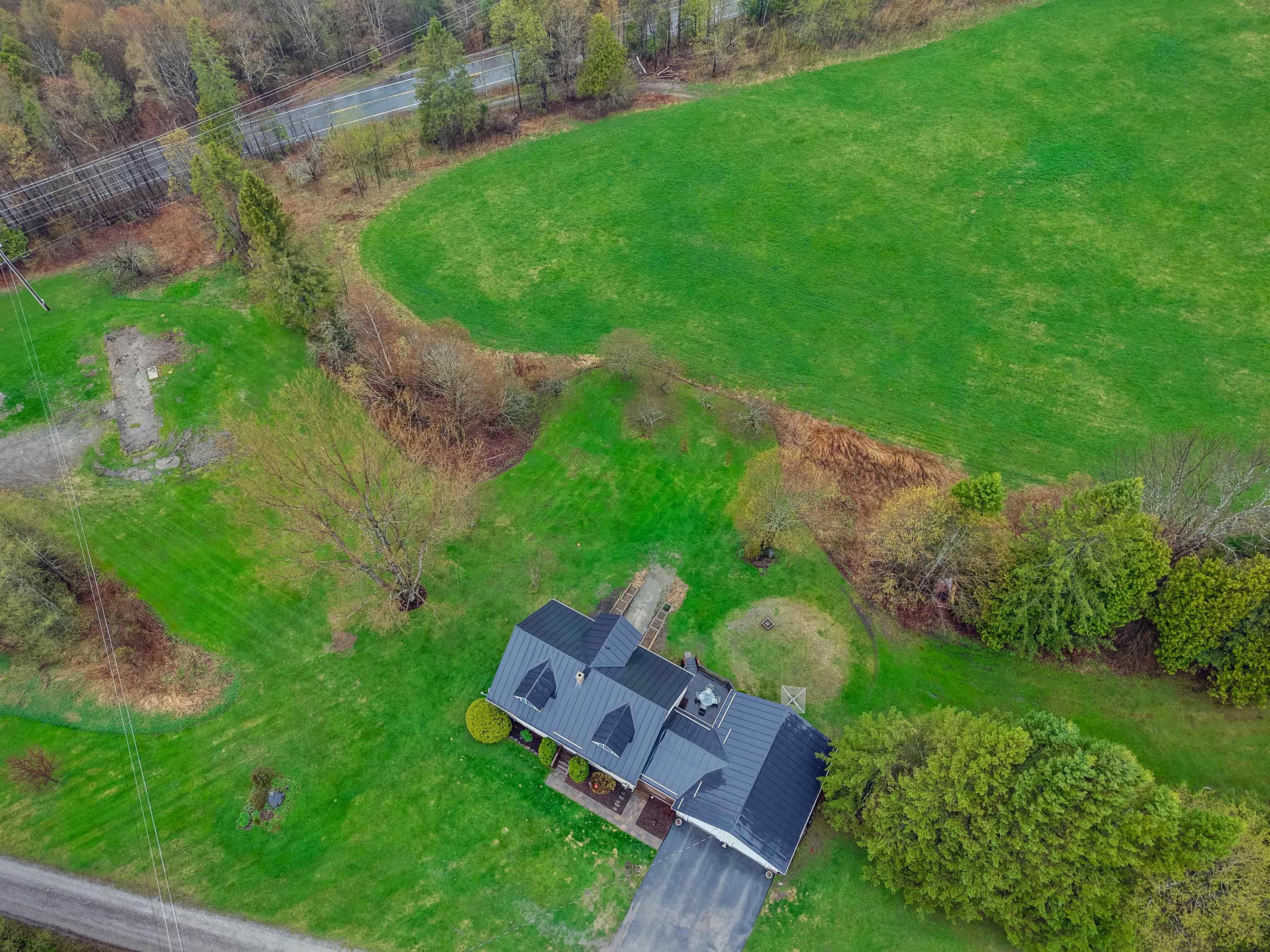 93 Carpenter Boulevard