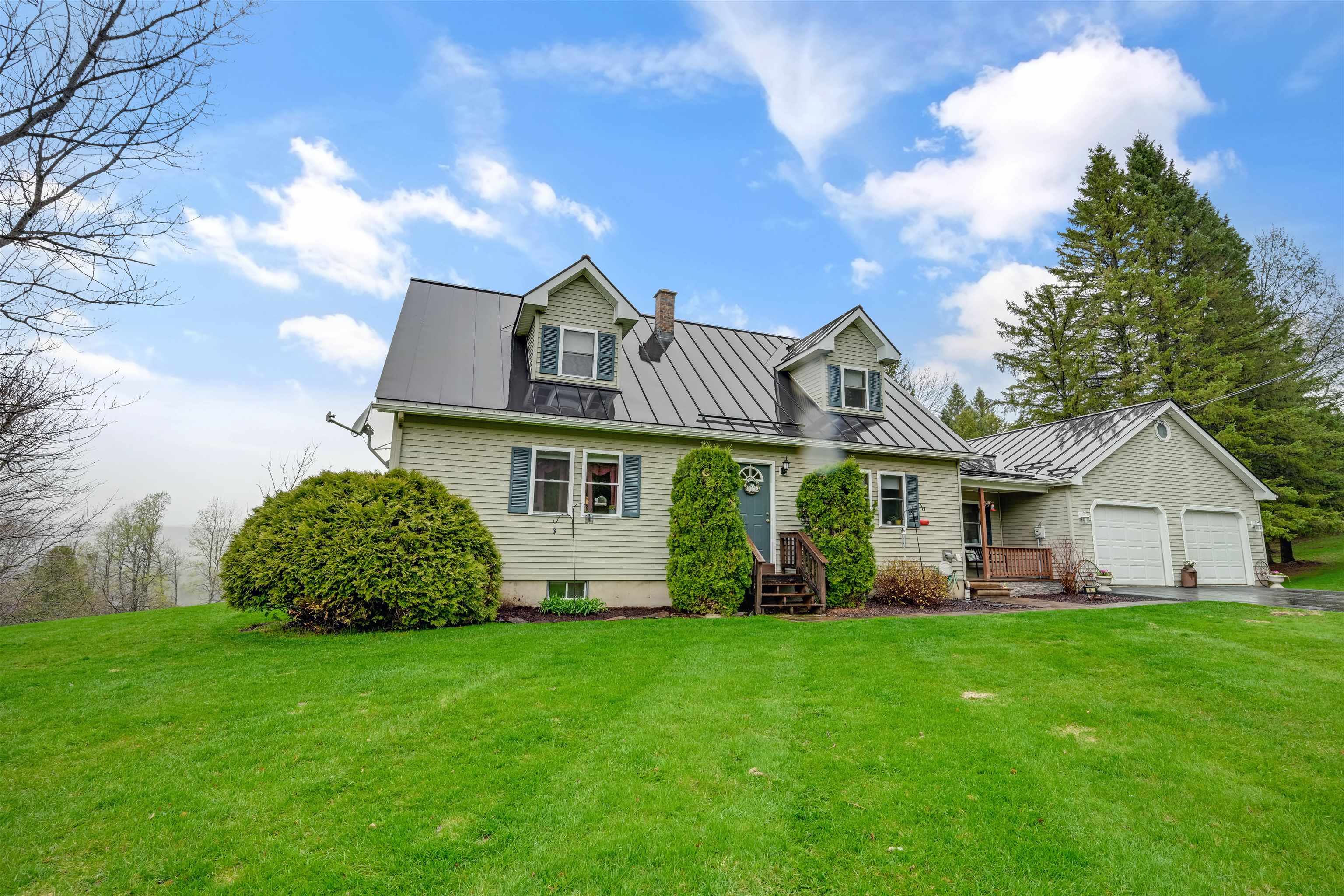 93 Carpenter Boulevard