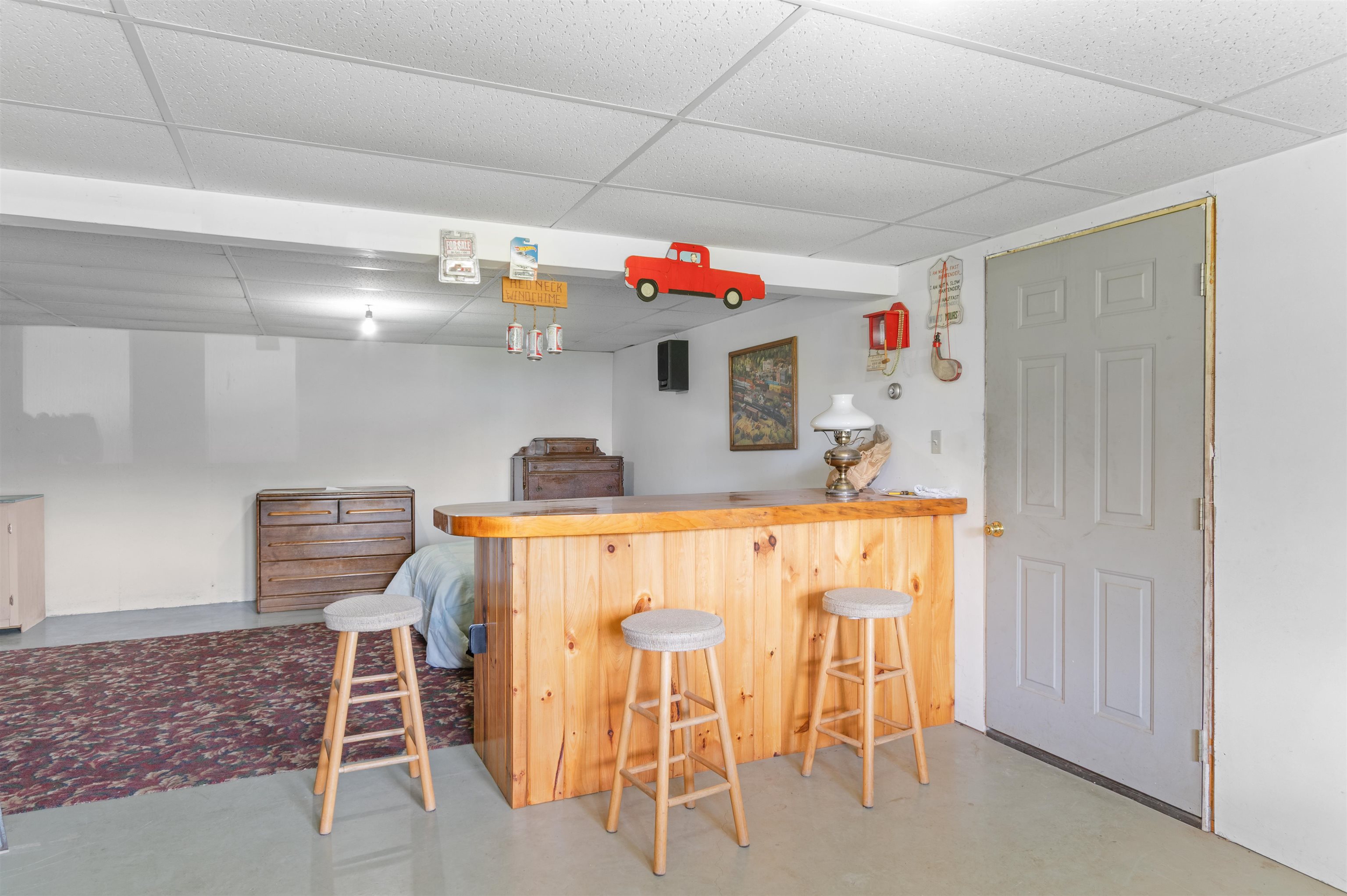 832 West Hill Road