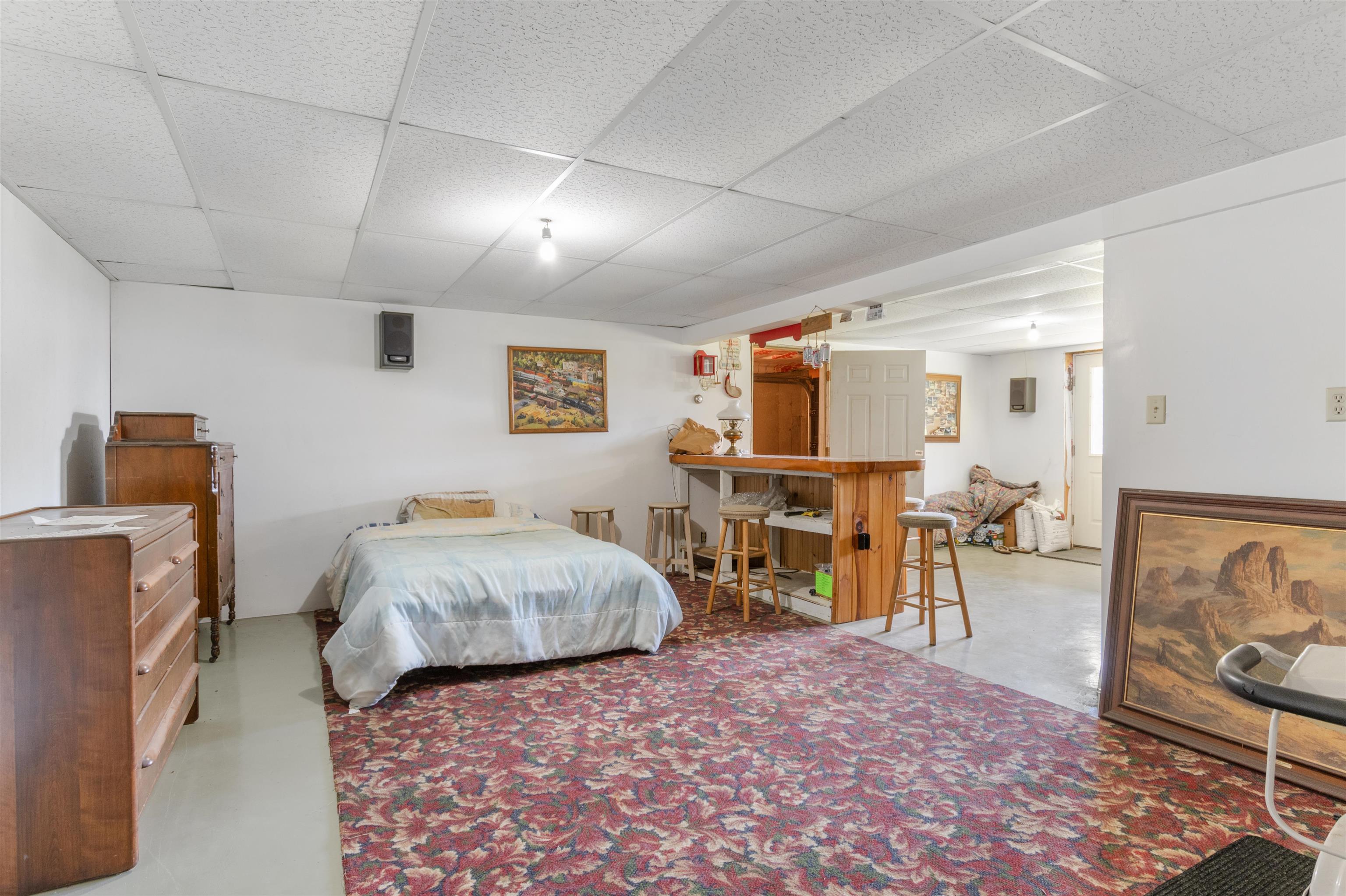 832 West Hill Road