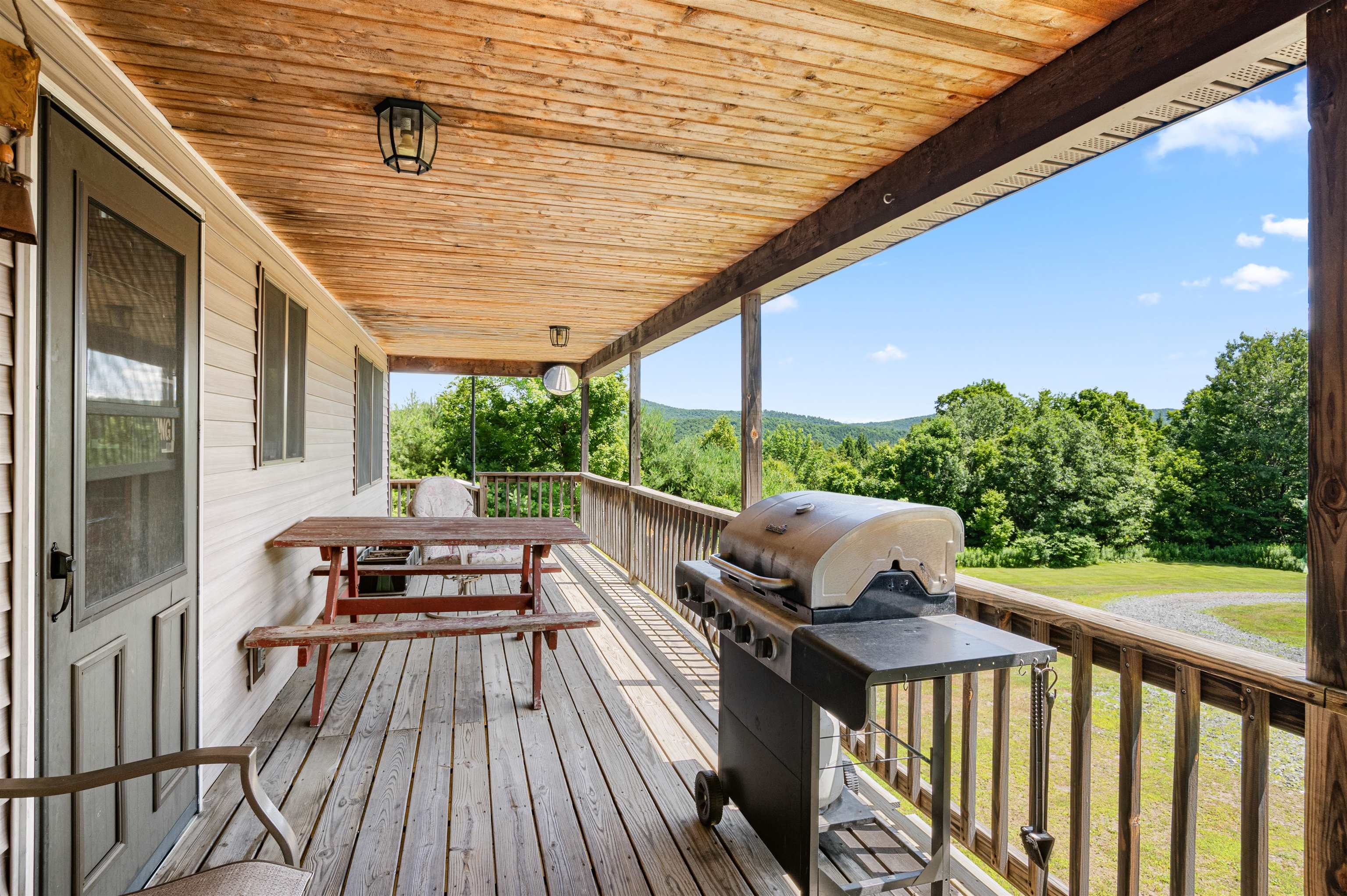 832 West Hill Road