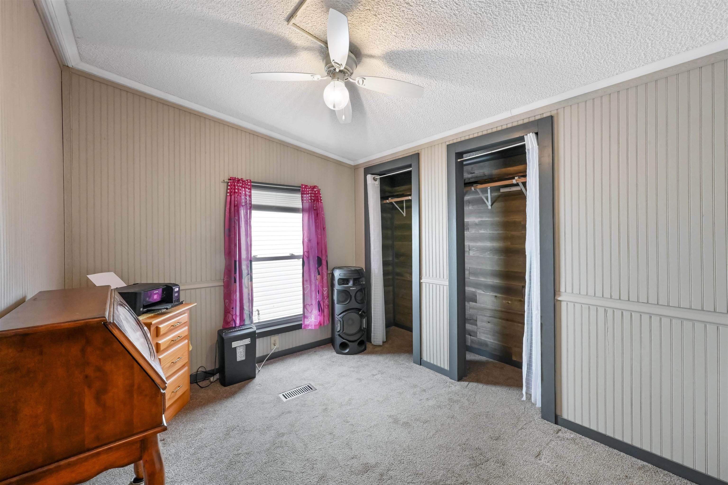 15 Marc Avenue