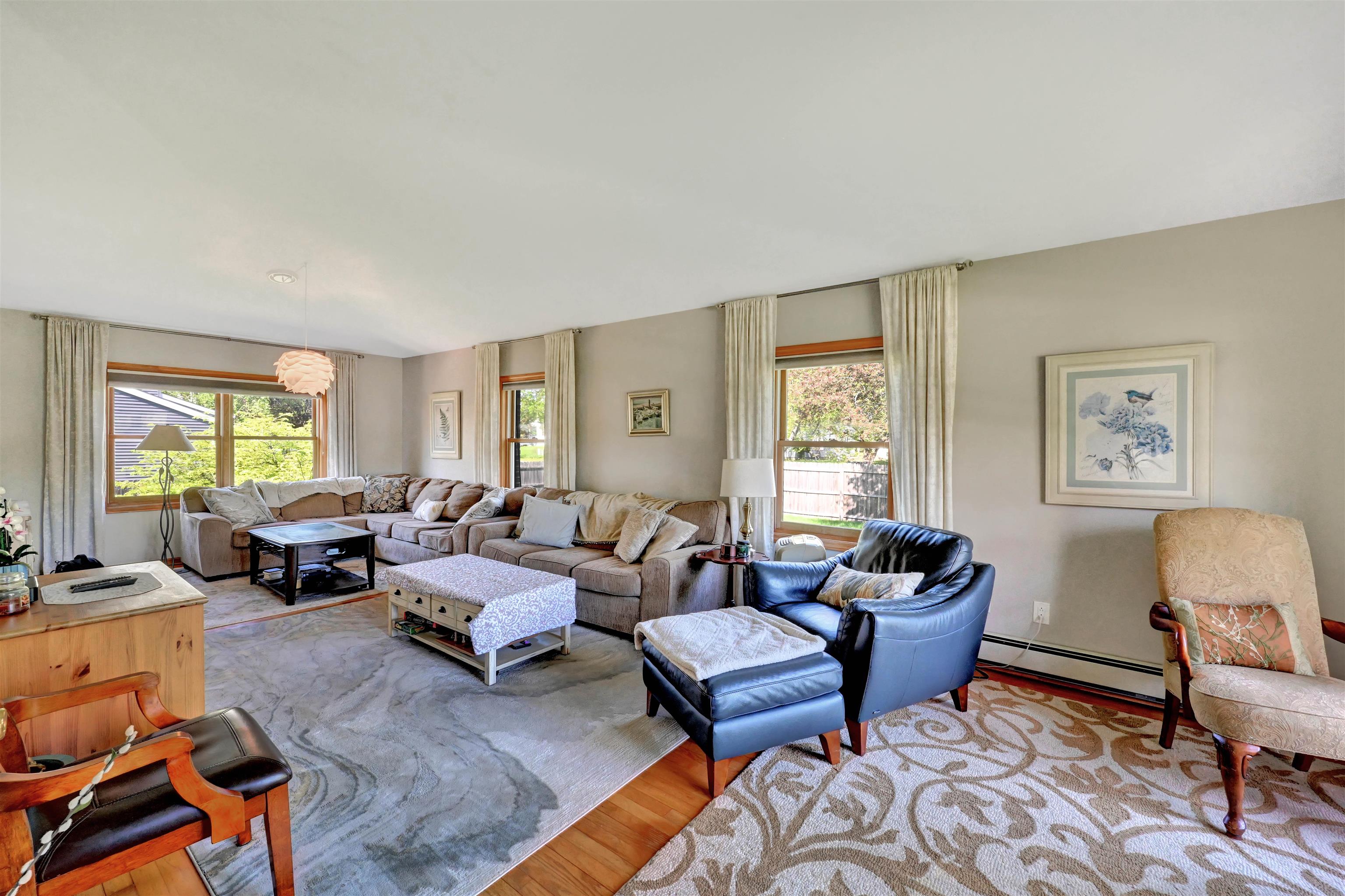 70 Moss Glen Lane