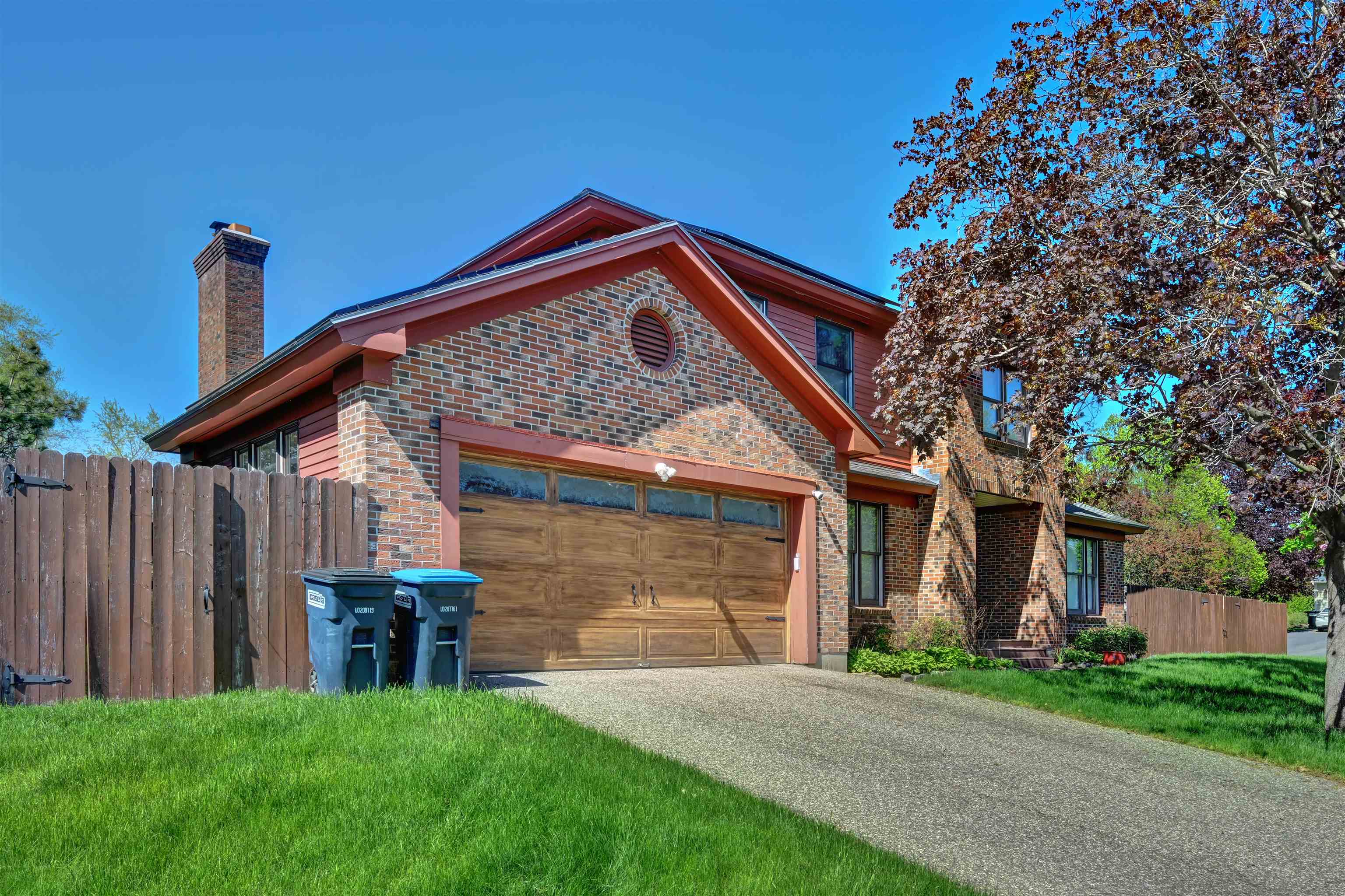 70 Moss Glen Lane