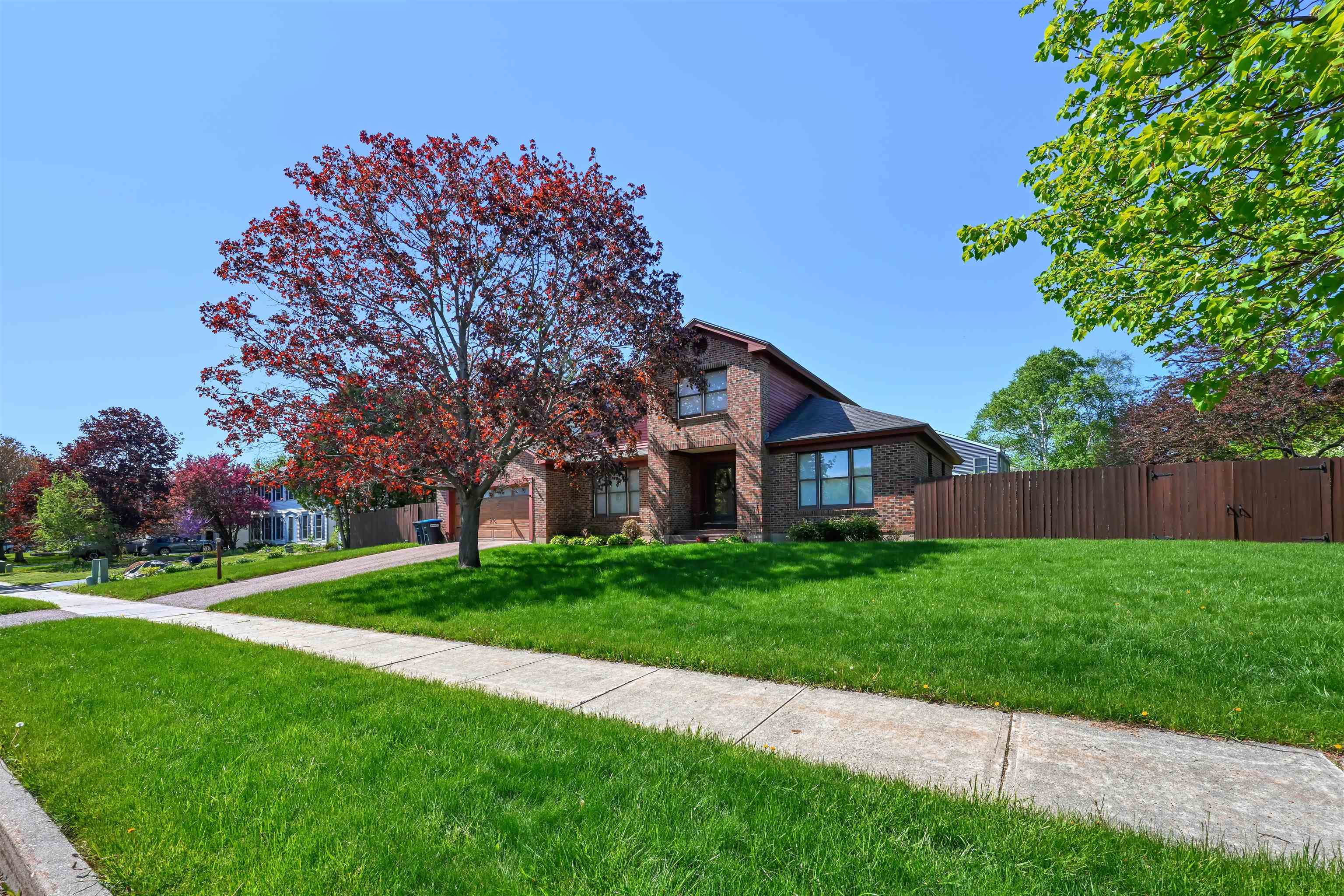 70 Moss Glen Lane