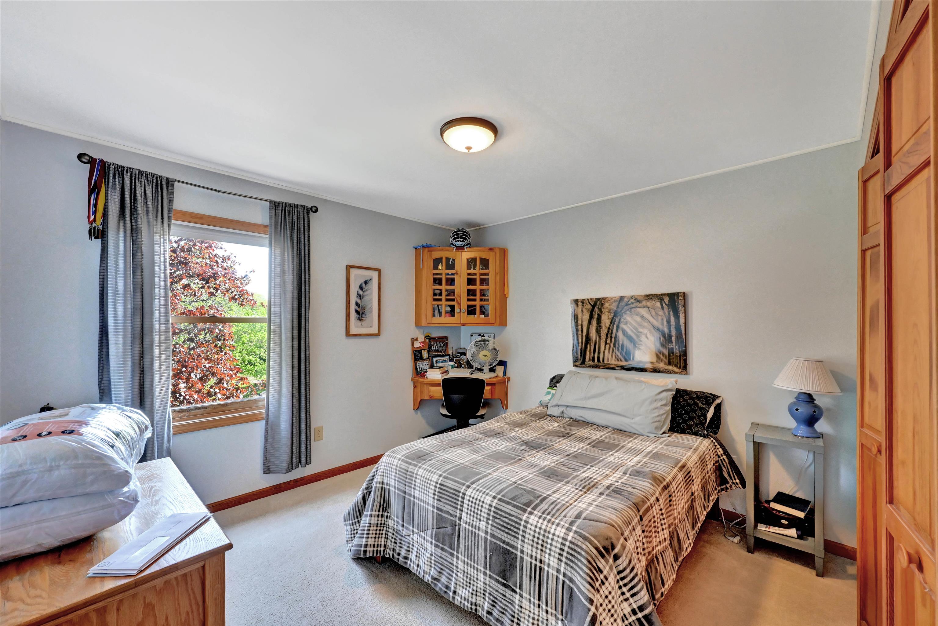 70 Moss Glen Lane