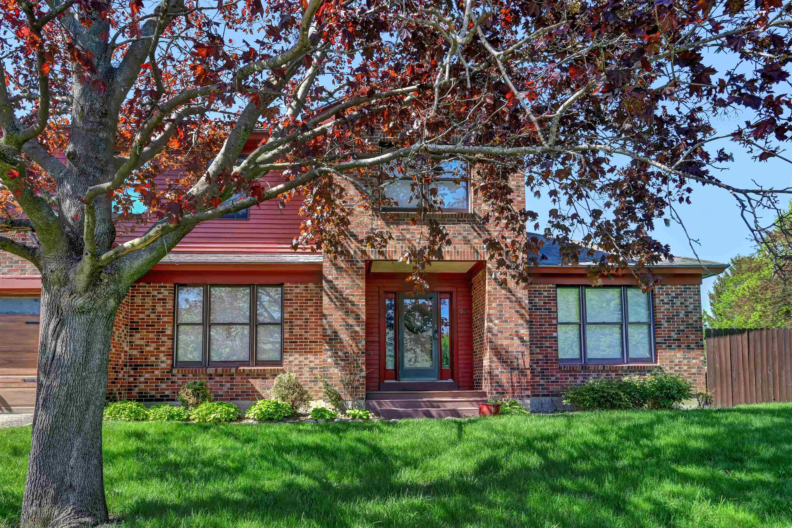 70 Moss Glen Lane