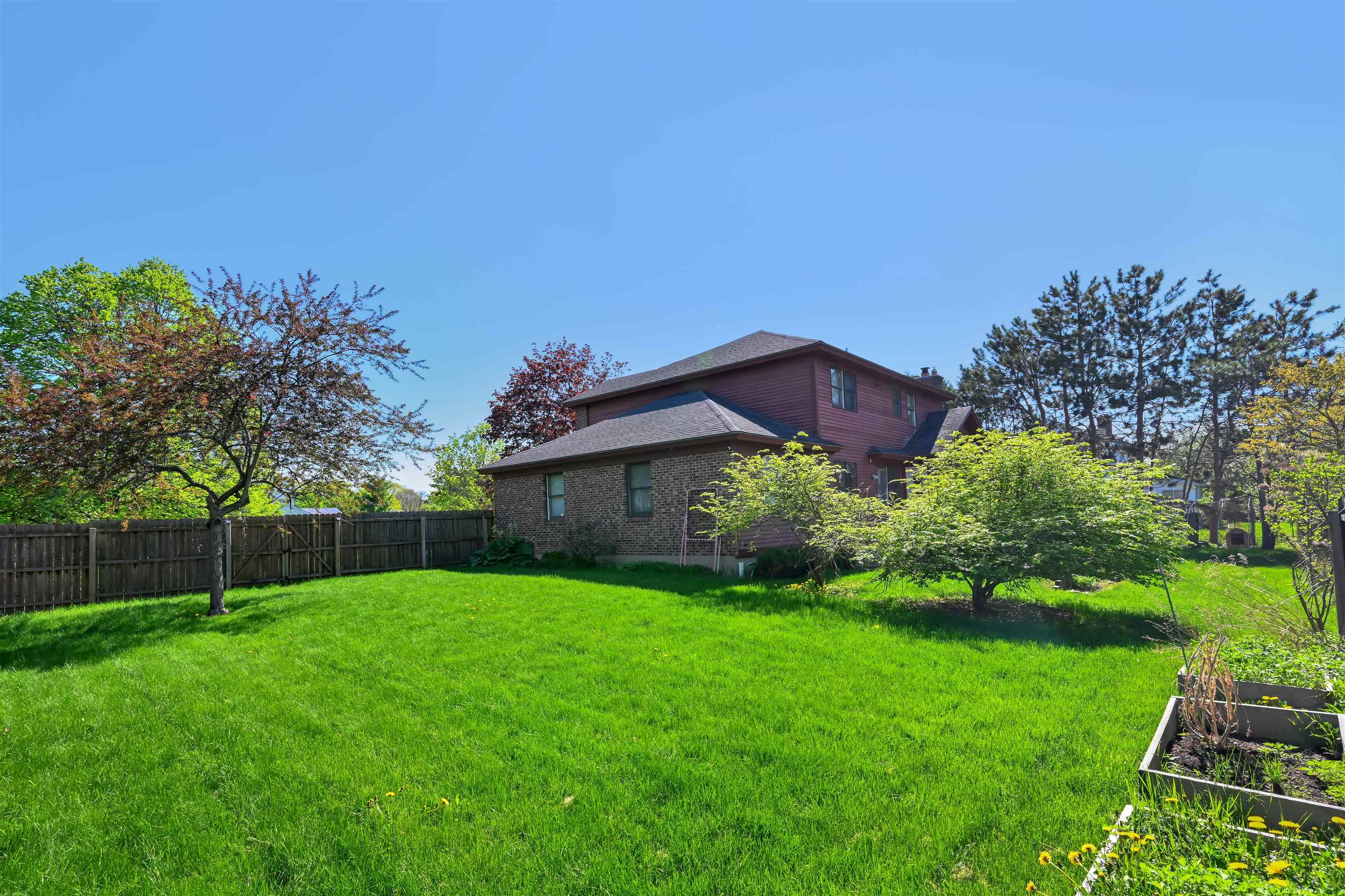 70 Moss Glen Lane