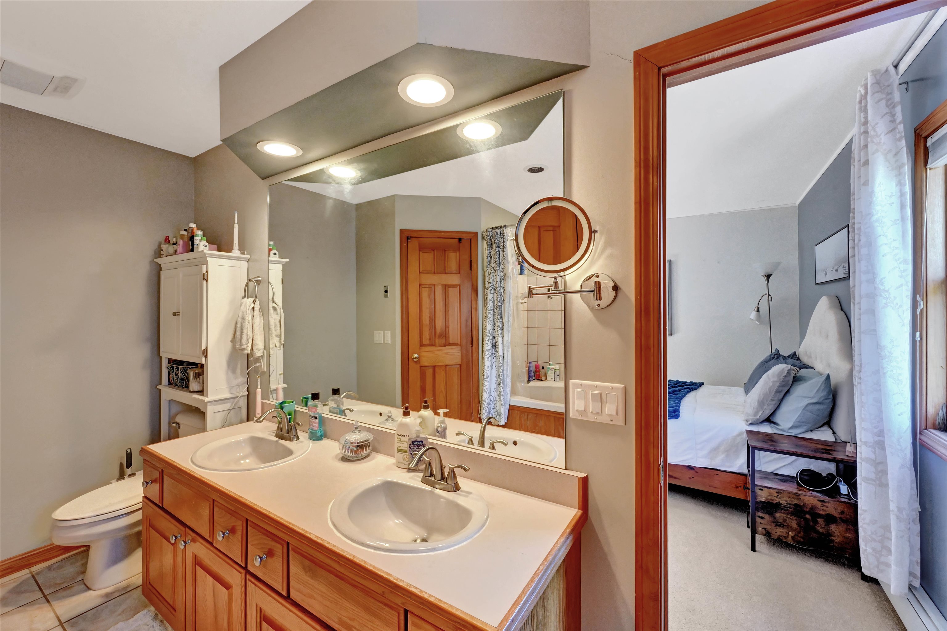 70 Moss Glen Lane