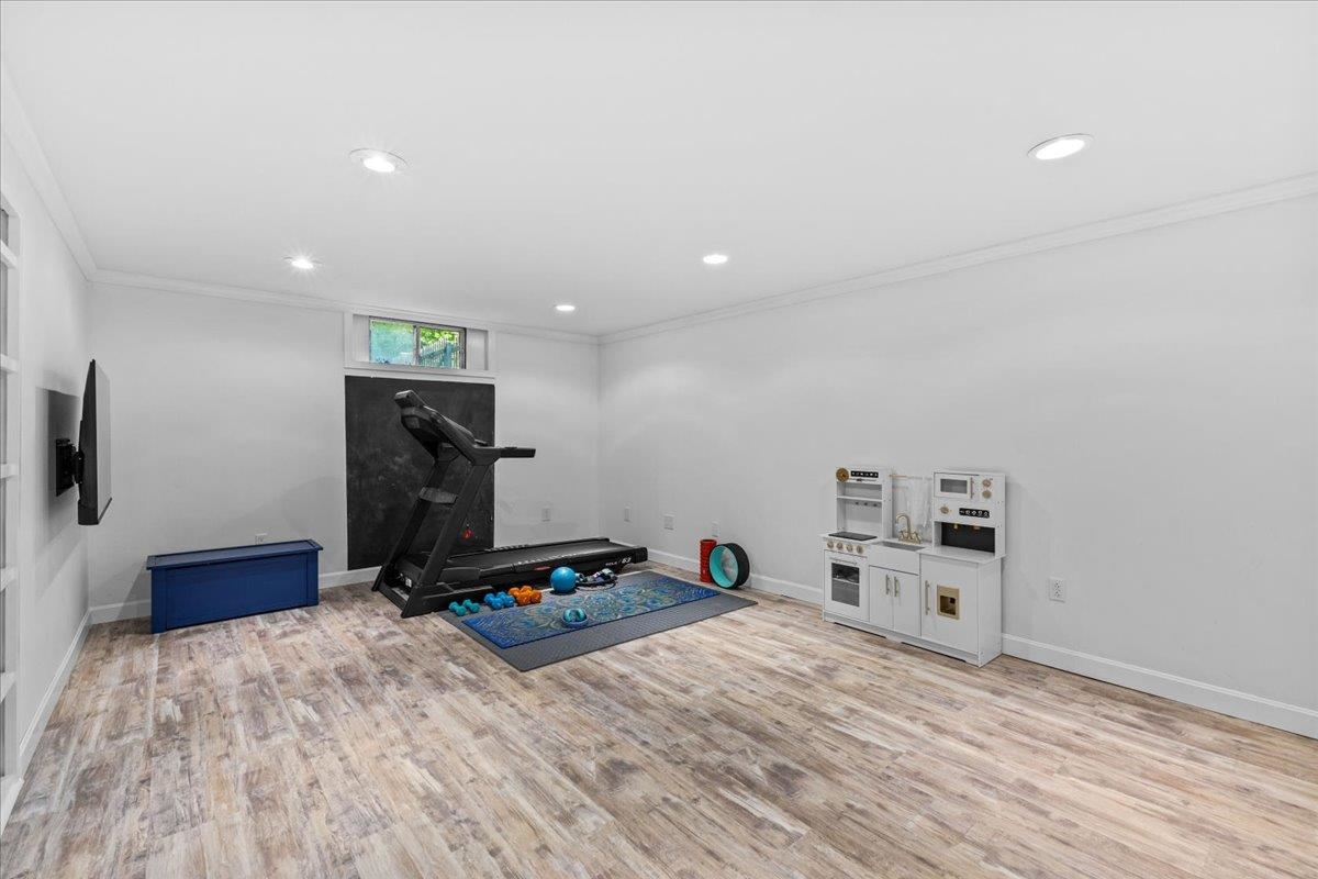 4 Greenbriar Drive