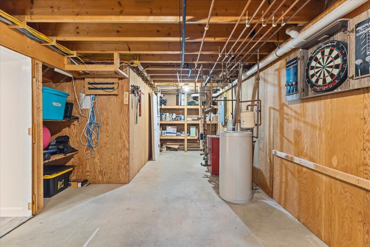 4 Greenbriar Drive