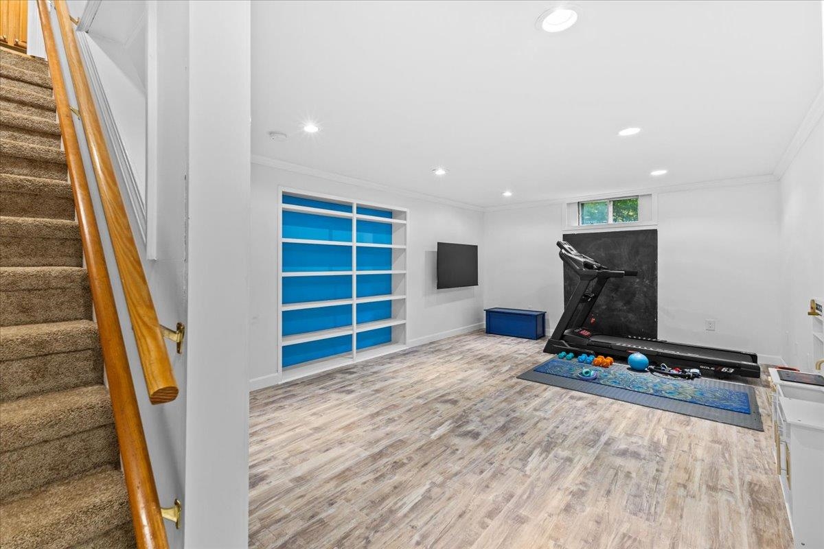 4 Greenbriar Drive