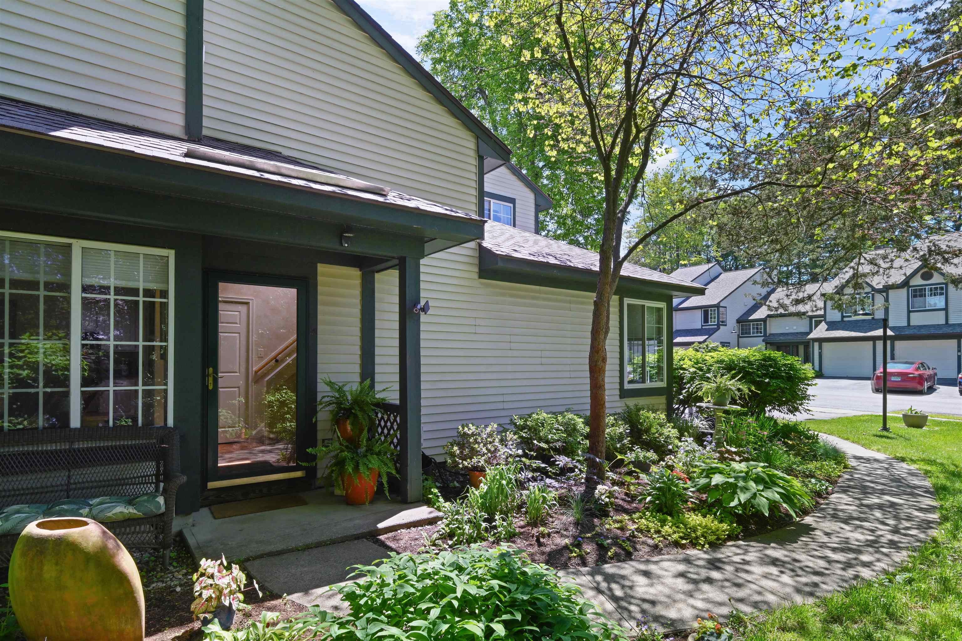 29 Lake Forest Drive