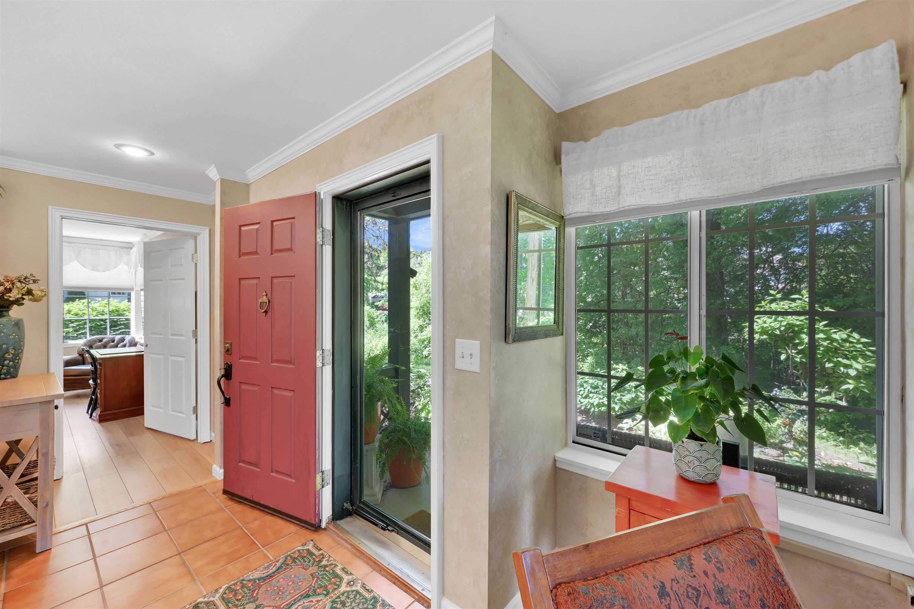 29 Lake Forest Drive