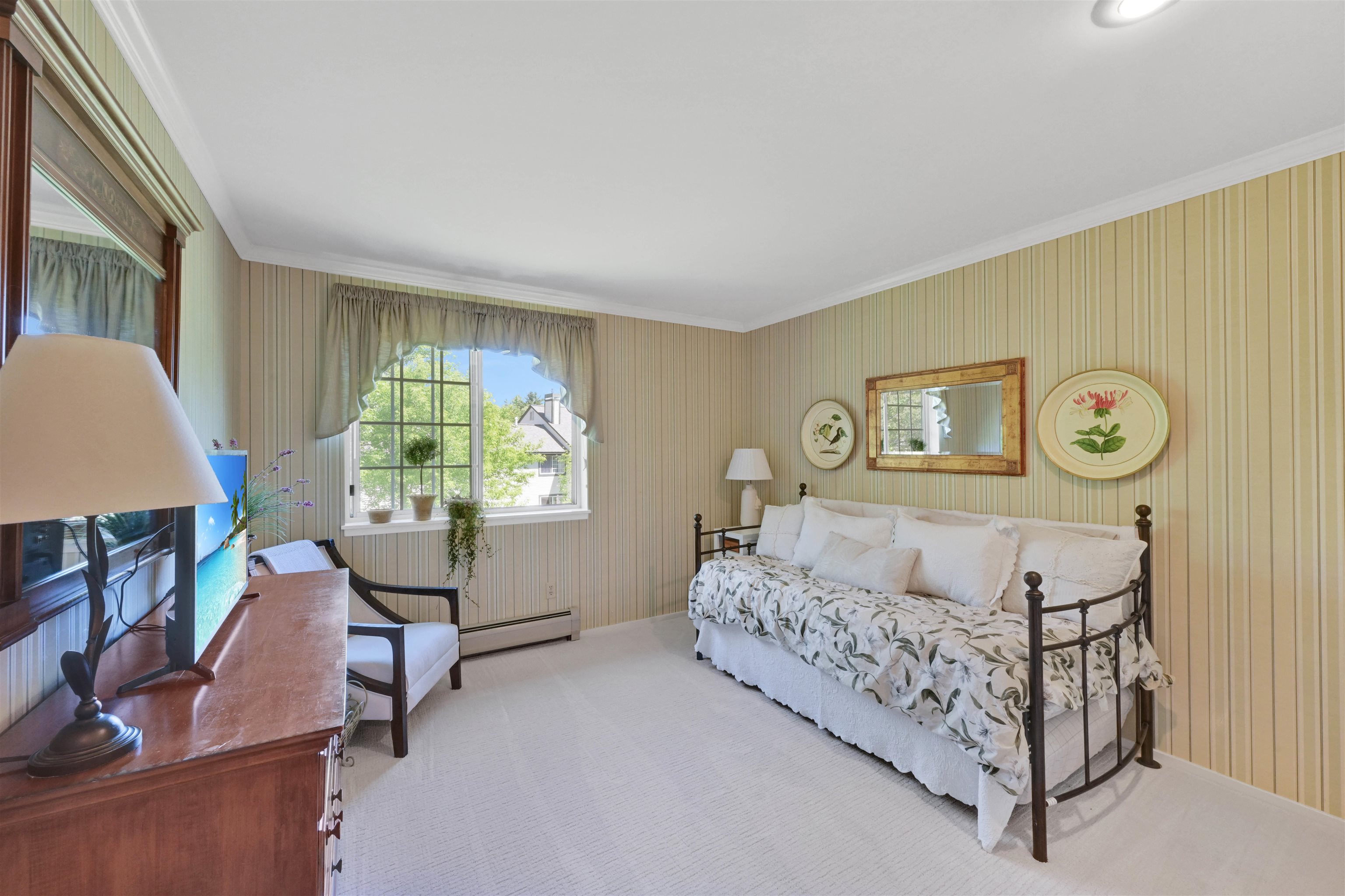 29 Lake Forest Drive