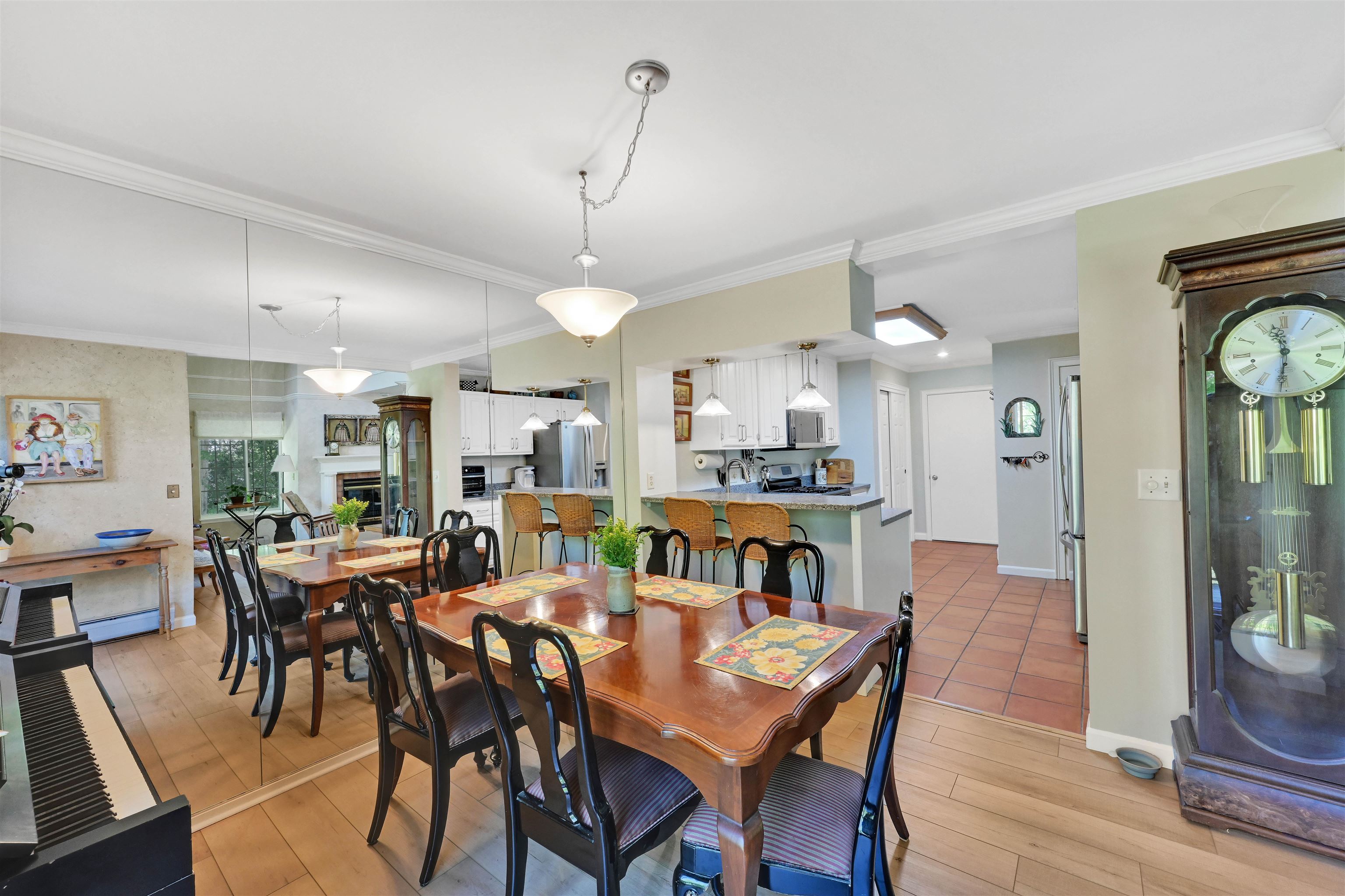 29 Lake Forest Drive