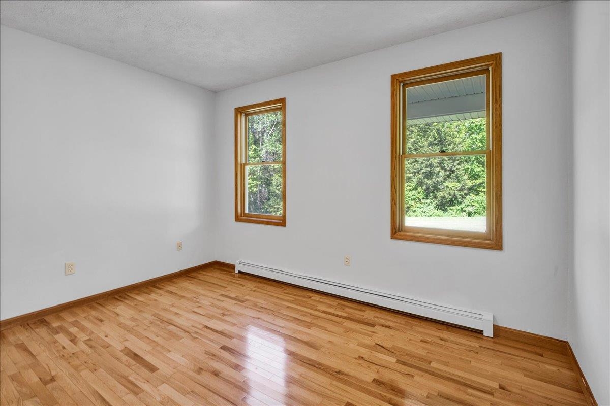40 Brookside Lane