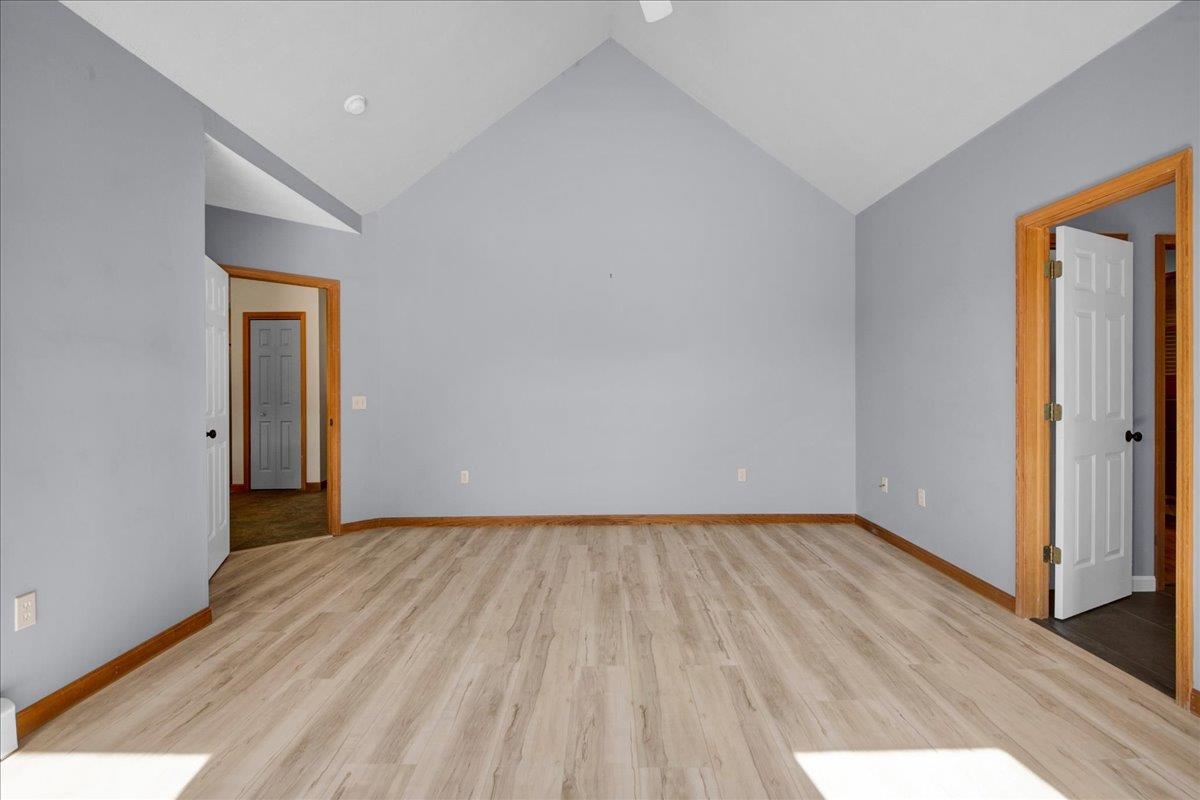 40 Brookside Lane