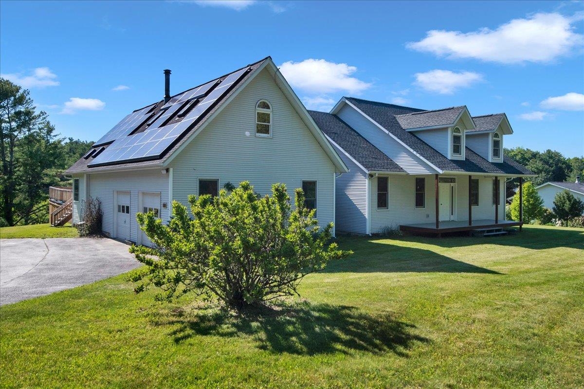 40 Brookside Lane