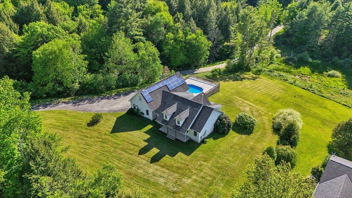 40 Brookside Lane