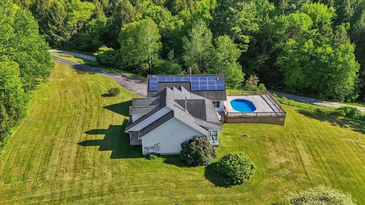 40 Brookside Lane