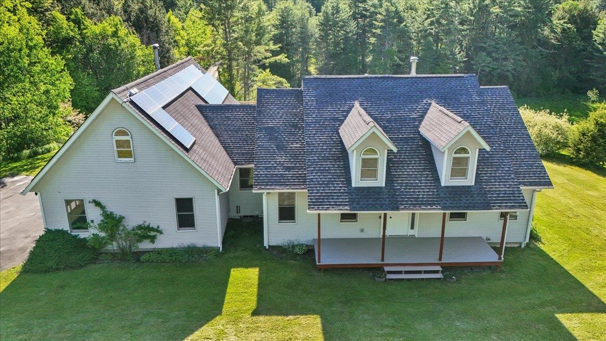 40 Brookside Lane