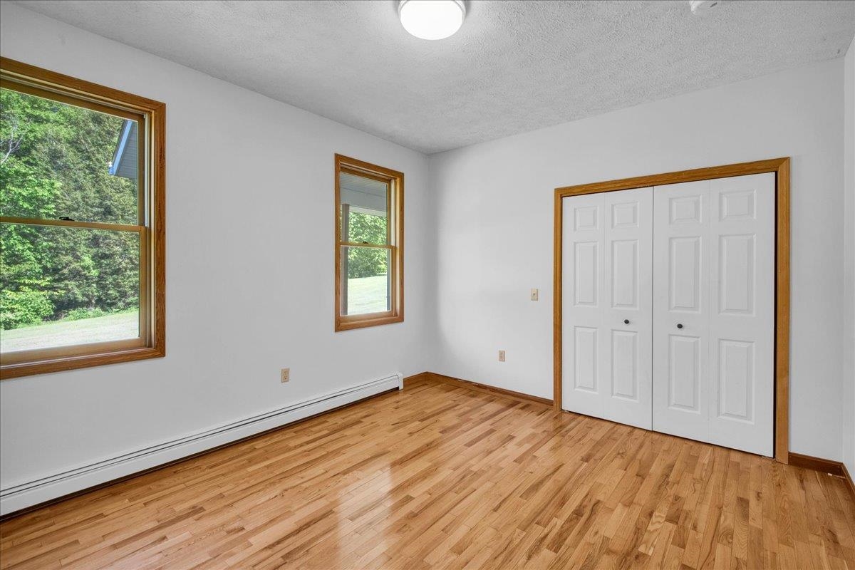 40 Brookside Lane