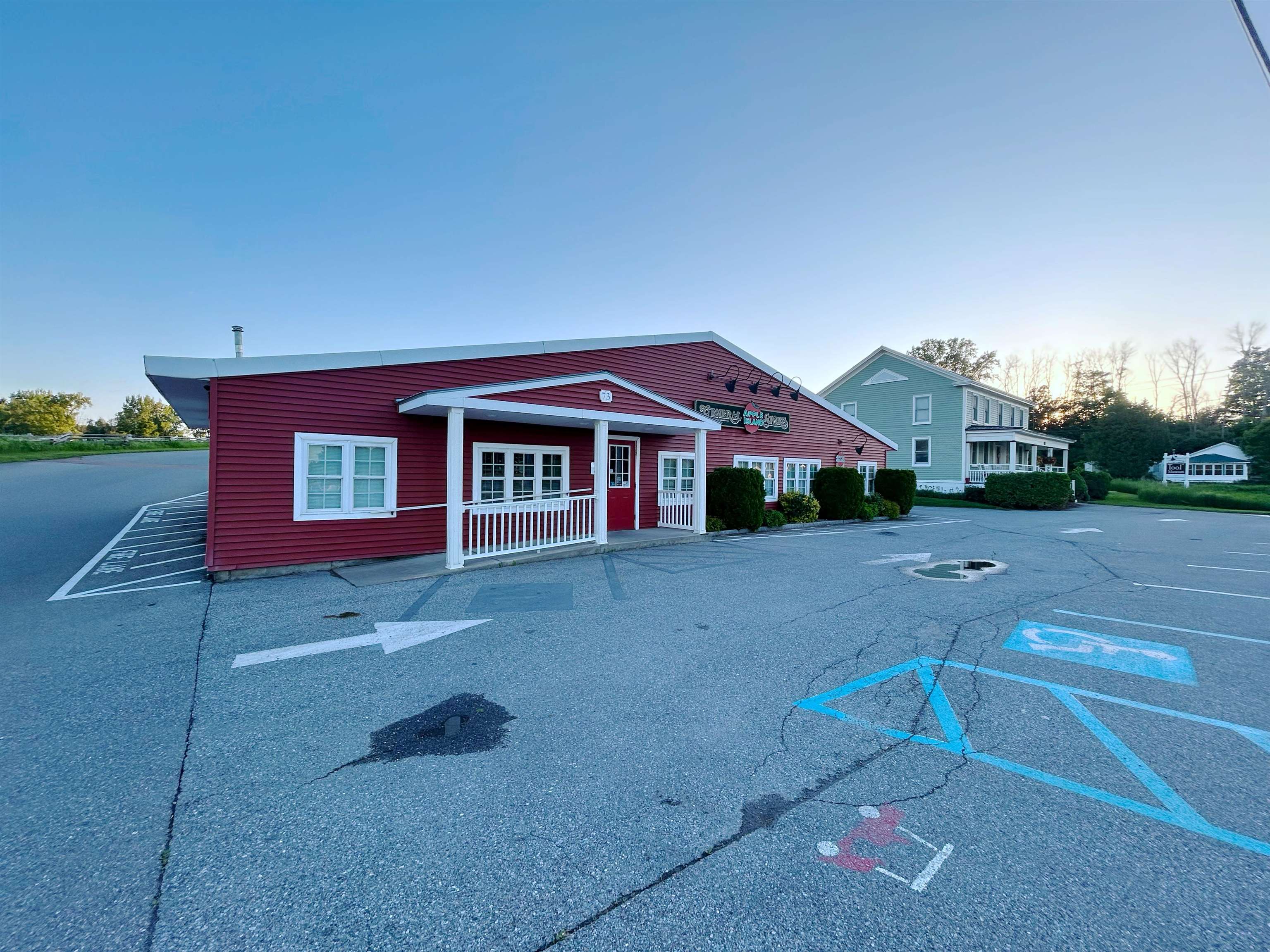 11 Eagle Lane