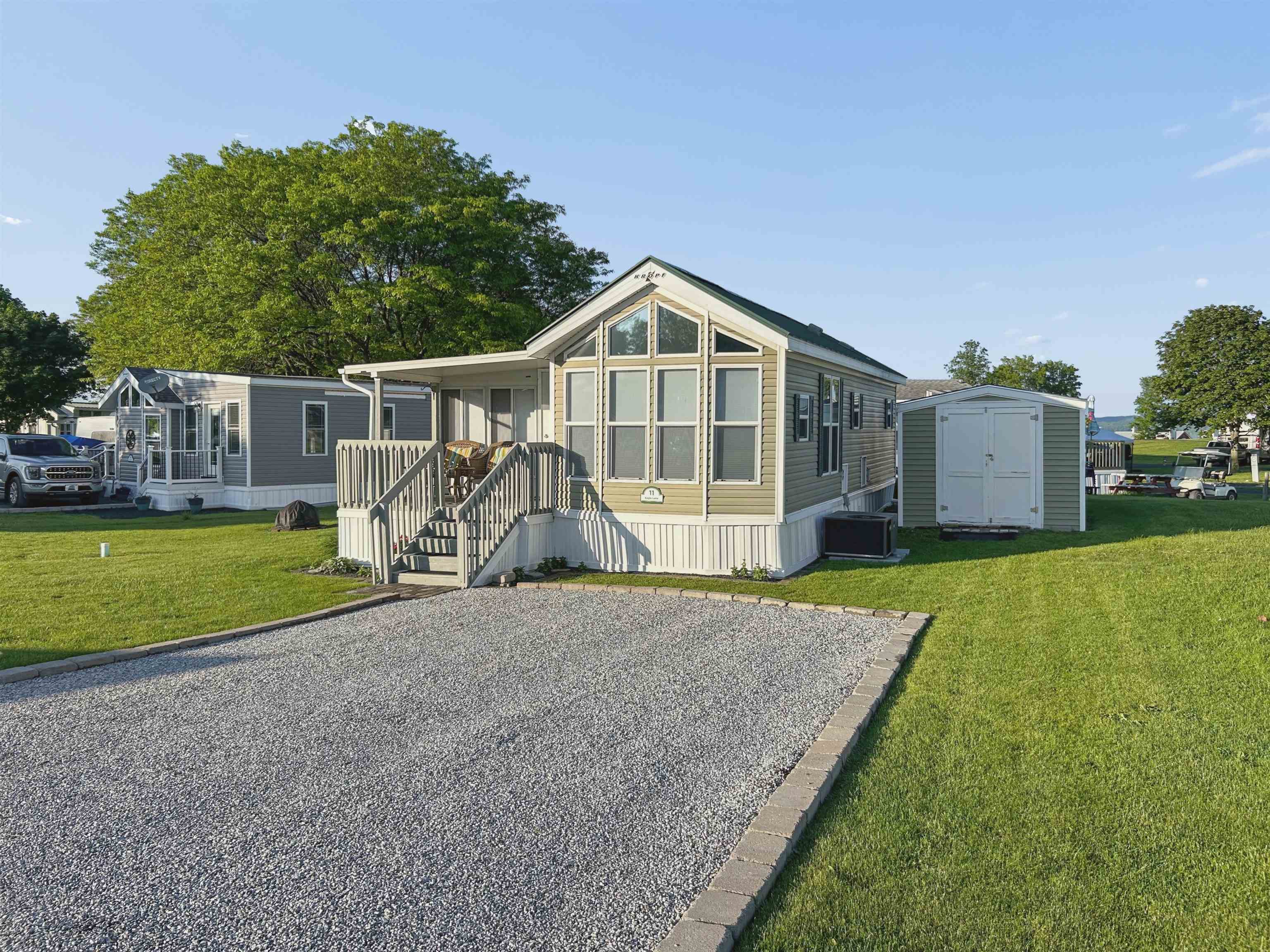 11 Eagle Lane