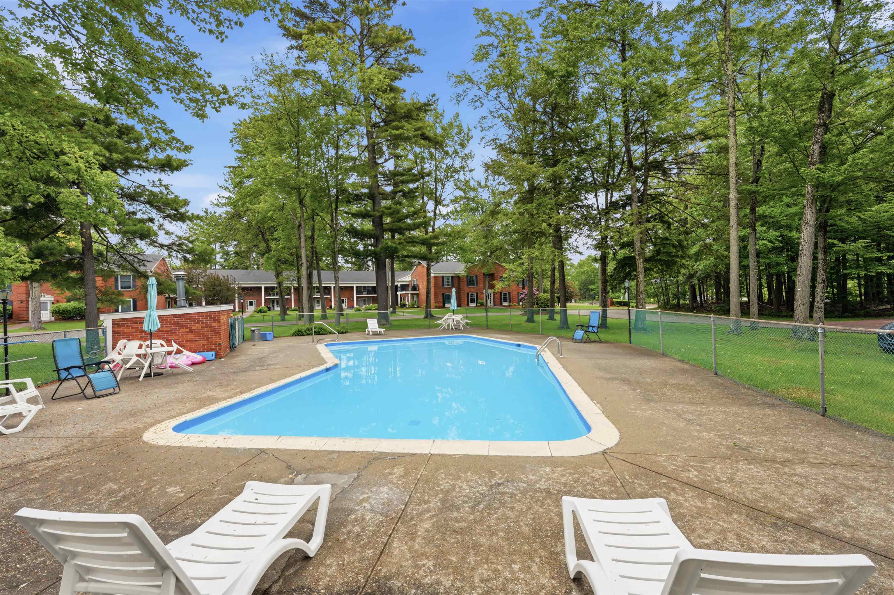 100 Kennedy Drive Unit: 39