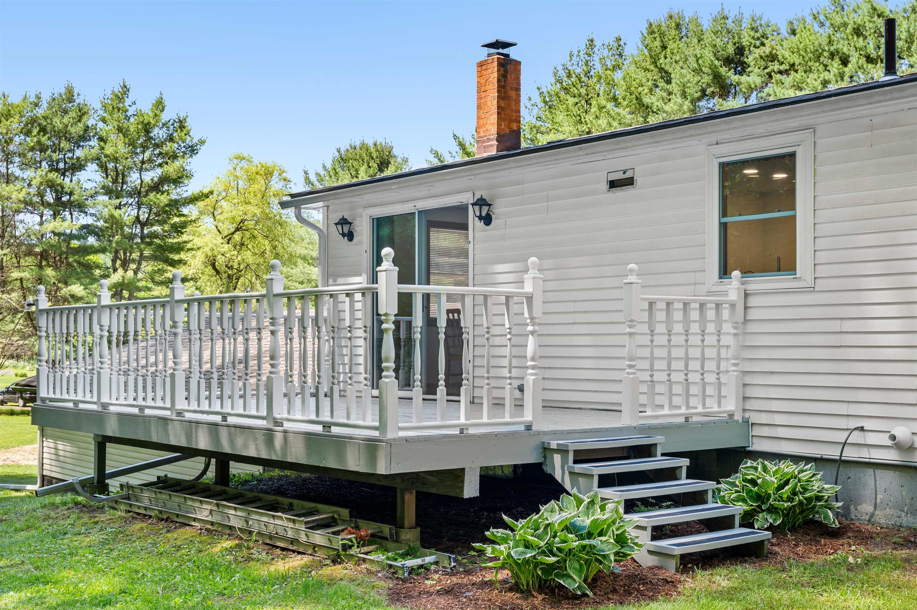 164 East Hill Road