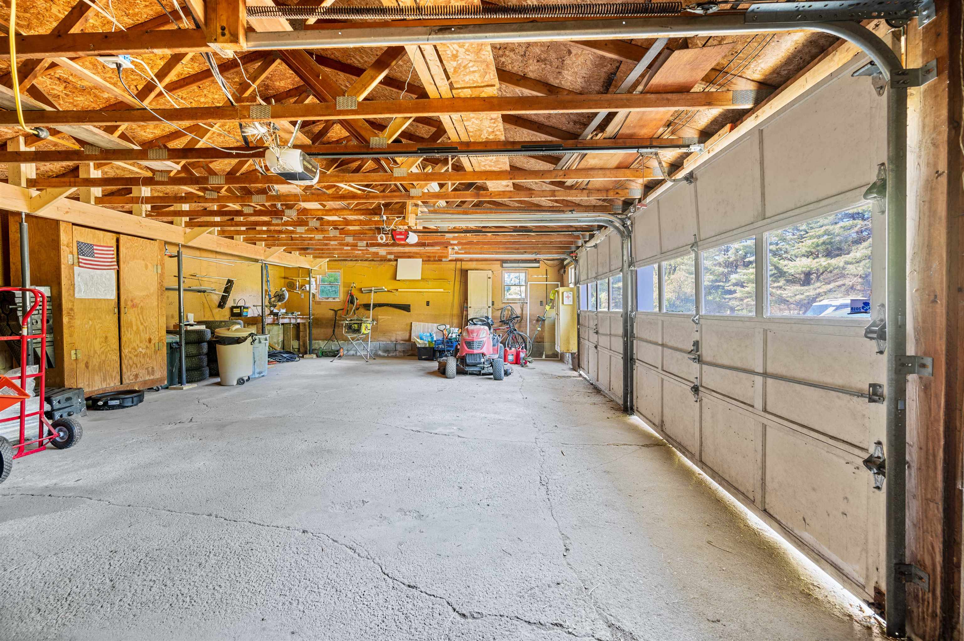 164 East Hill Road