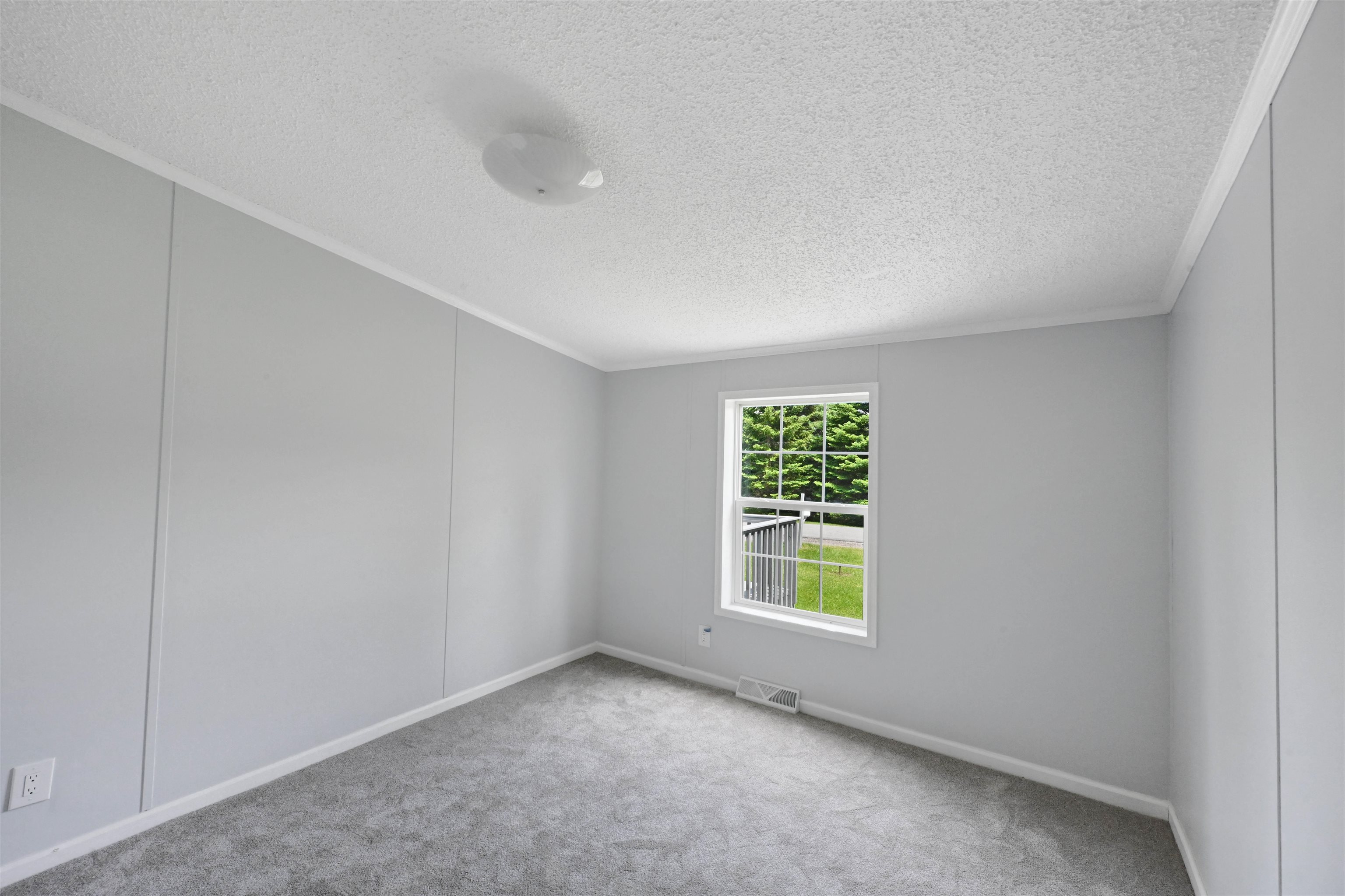 409 Seaver Road