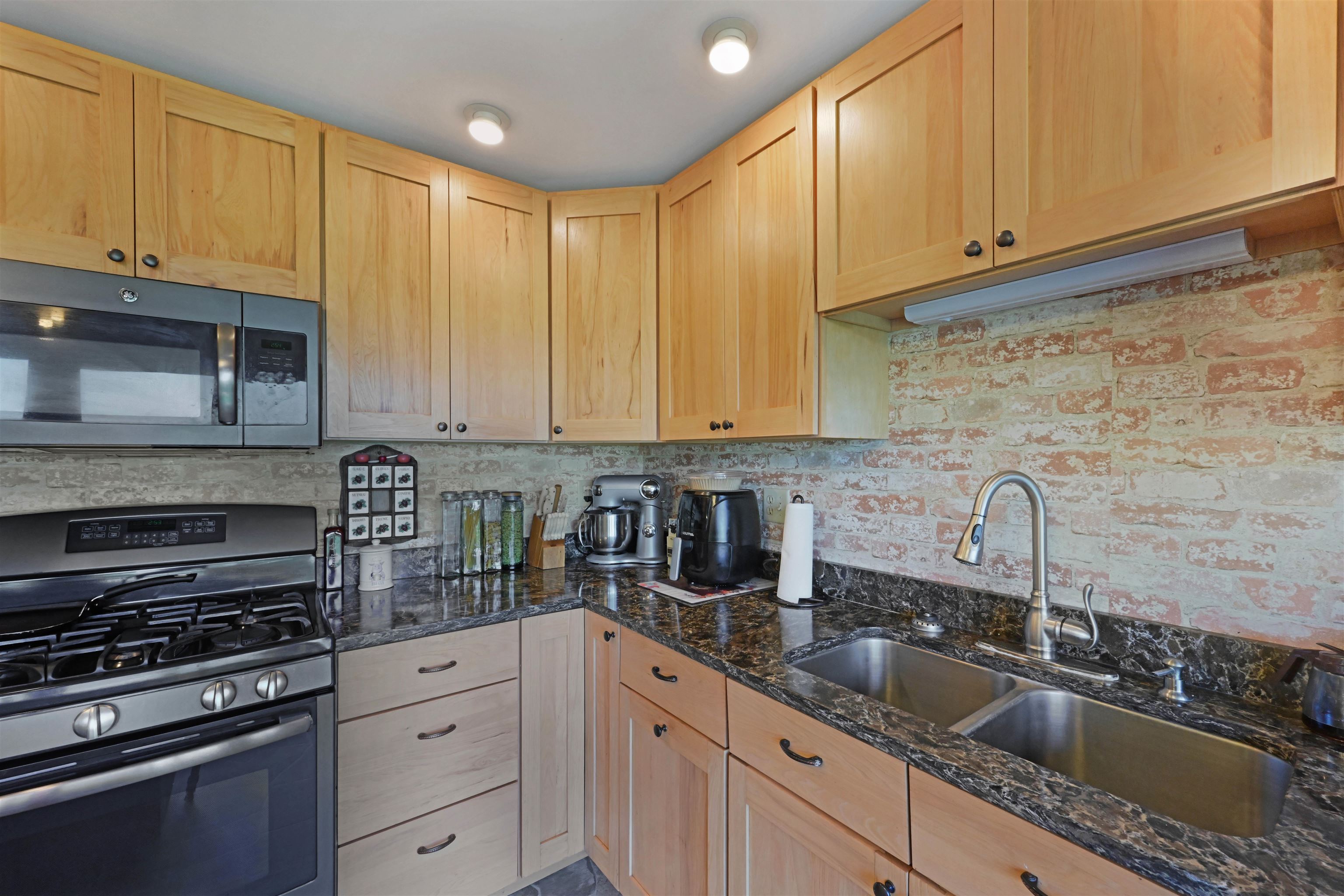 428 Lawson Ridge