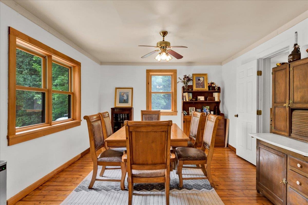 929 Codding Hollow Road