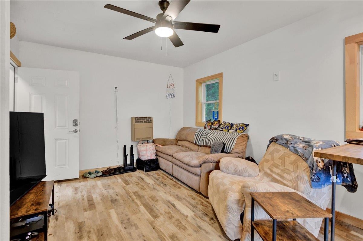 929 Codding Hollow Road