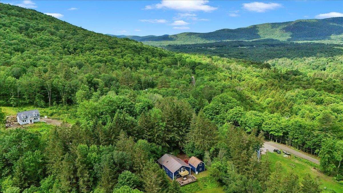 929 Codding Hollow Road