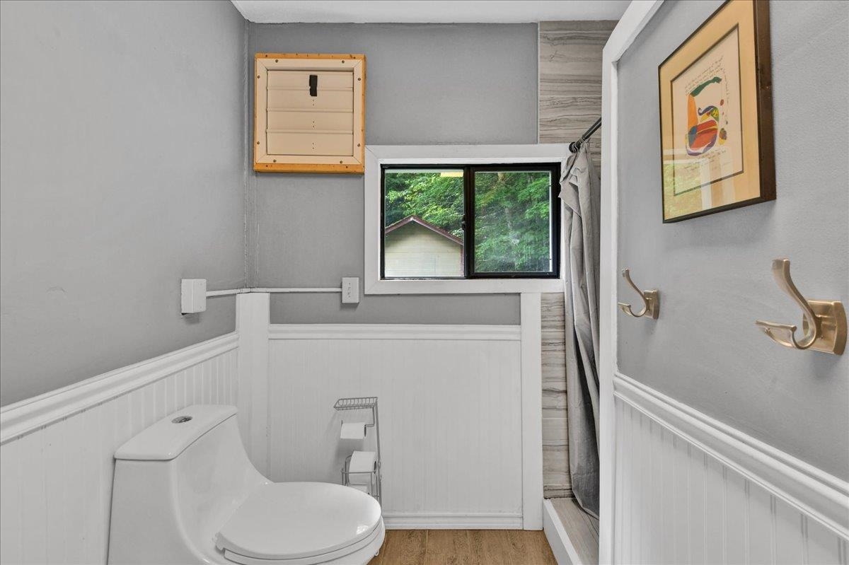929 Codding Hollow Road